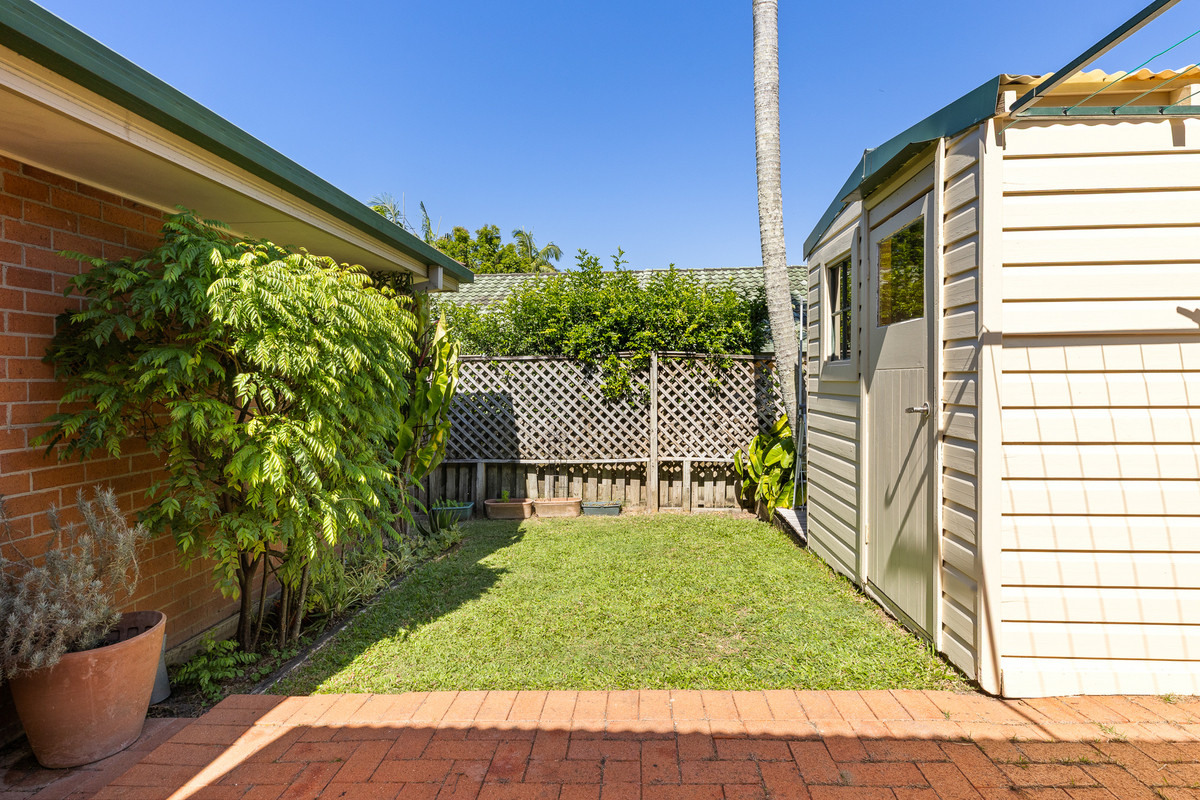 3-bedroom unit at 1/2 Hazelwood Close, Suffolk Park, NSW 2481, Byron, New South Wales