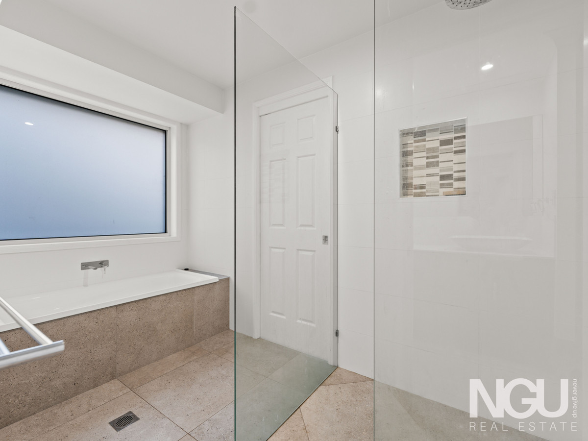 5-bedroom house at 12 Solander Court, Karana Downs, QLD 4306, Brisbane, Queensland