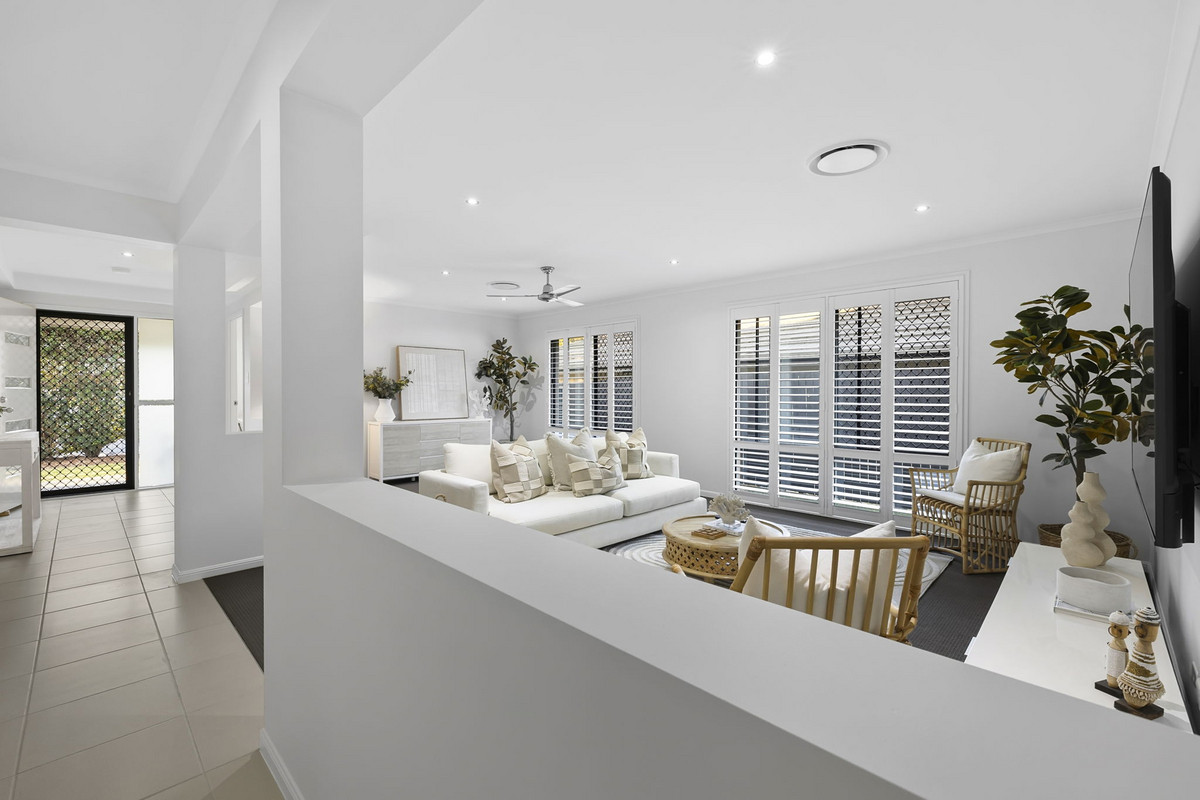 9 FEATHERTAIL PLACE, Gumdale QLD 4154 - Image 6