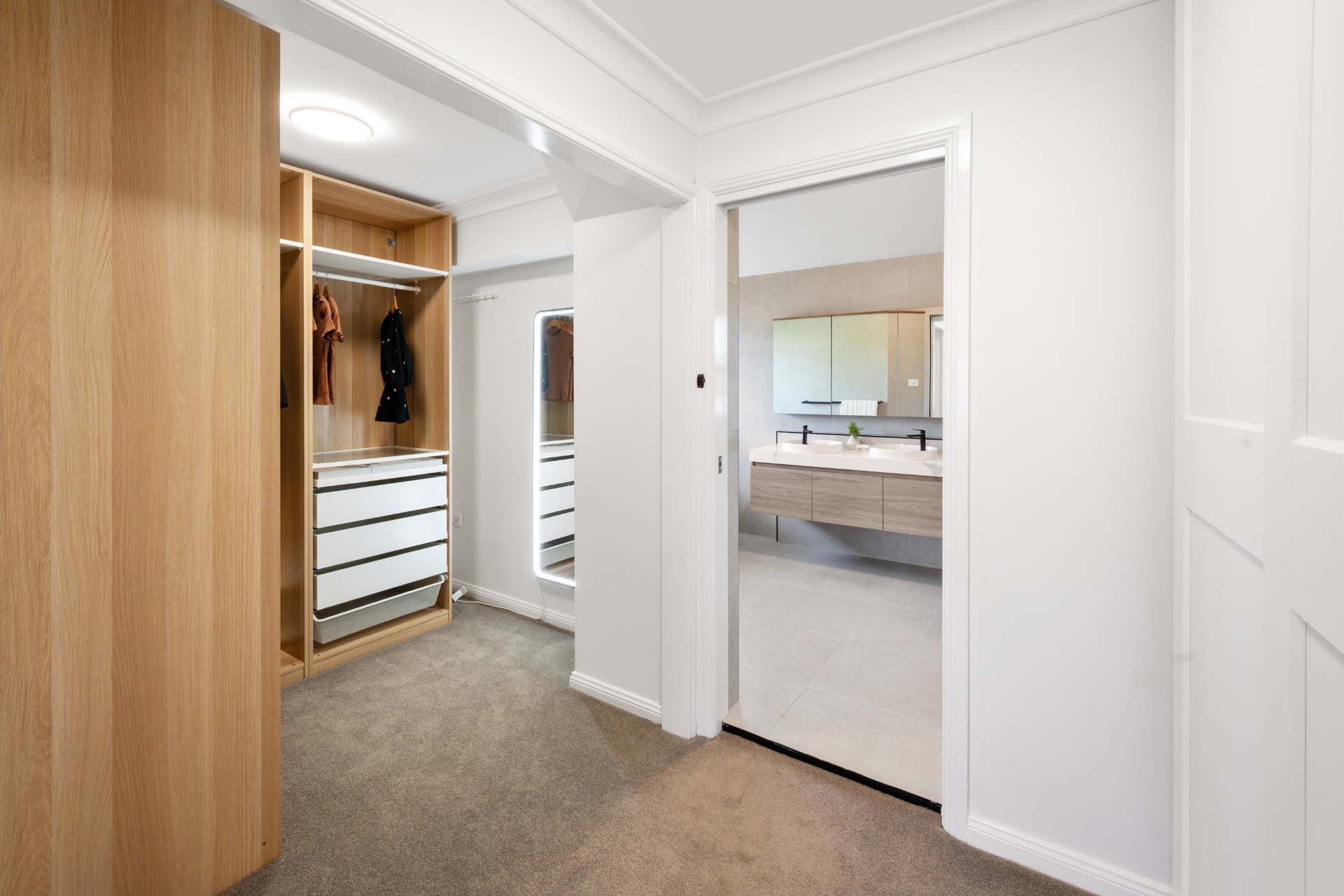 5-bedroom house at 10 FORSYTHE PARADE, Black Hill NSW 2322, Newcastle, New South Wales