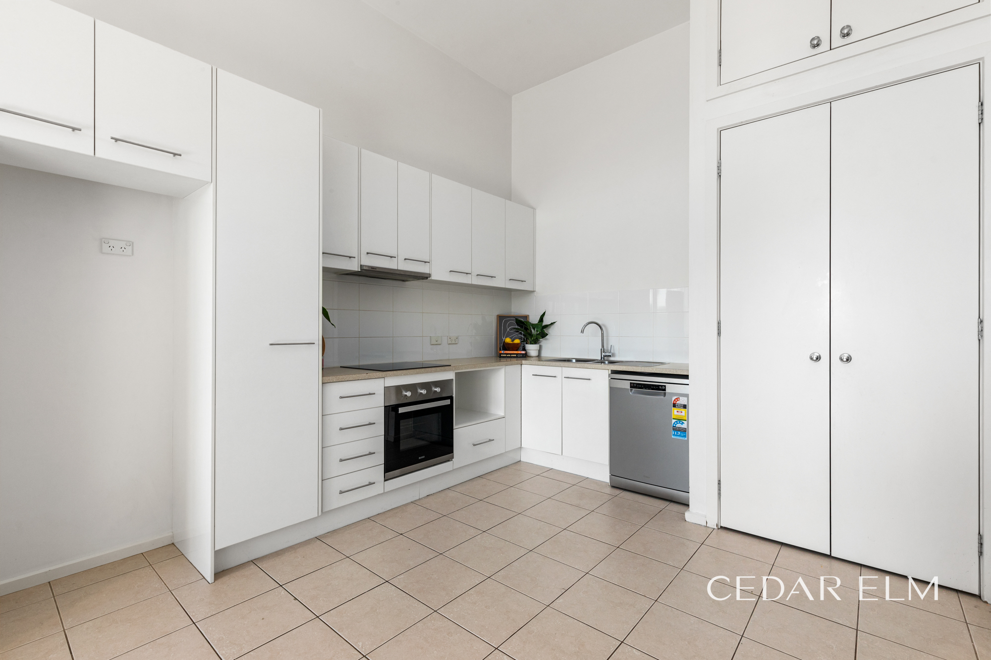 201 200 STEPHEN STREET, YARRAVILLE VIC 3013 - Image 3