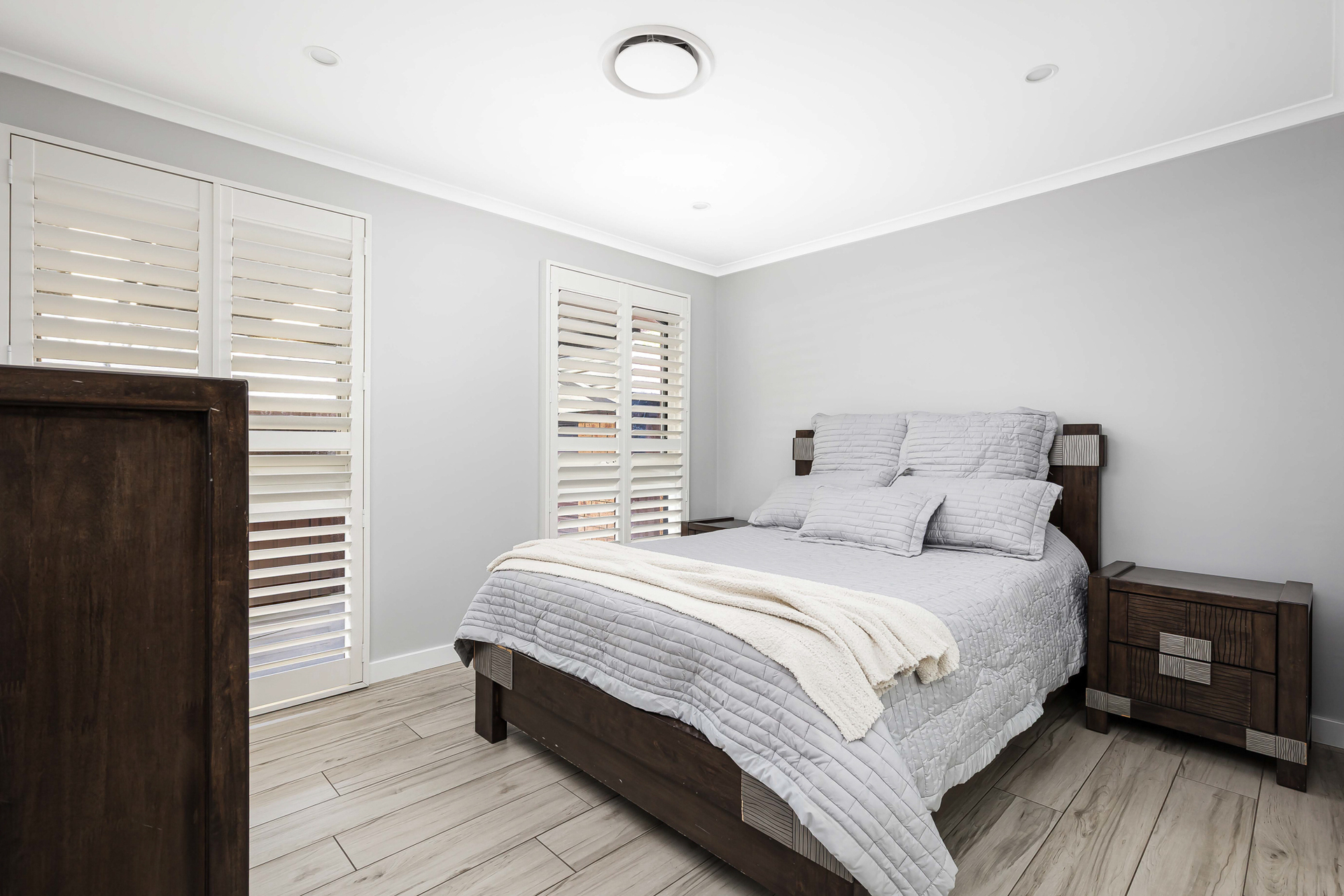 30 ROLAND STREET, Bossley Park NSW 2176 - Image 9