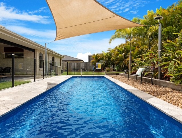 19 Tina Drive, Urangan, QLD 4655 - Image 3