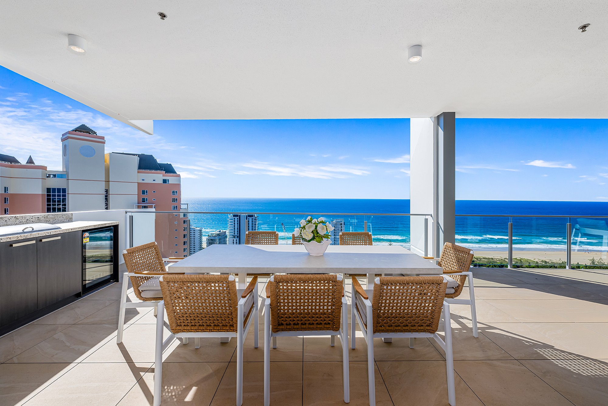 2401/122 Surf Parade, Broadbeach, Qld, 4218 - Image 9