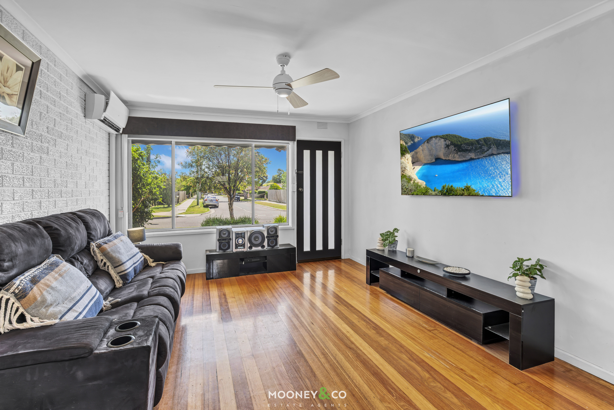 2-bedroom unit at 2/8 Mclaren Avenue, Cranbourne, VIC 3977, Casey, Victoria