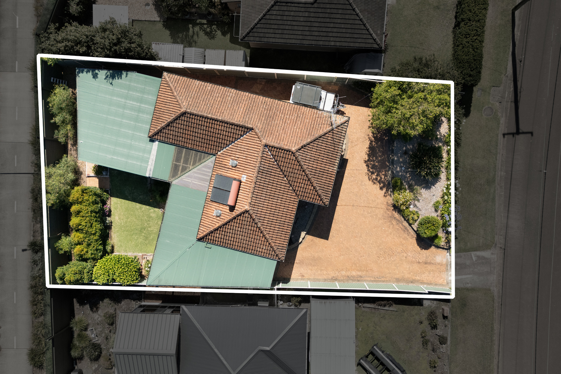 4-bedroom house at 34 Karingal Crescent, Frenchs Forest, NSW 2086, Northern Beaches, New South Wales