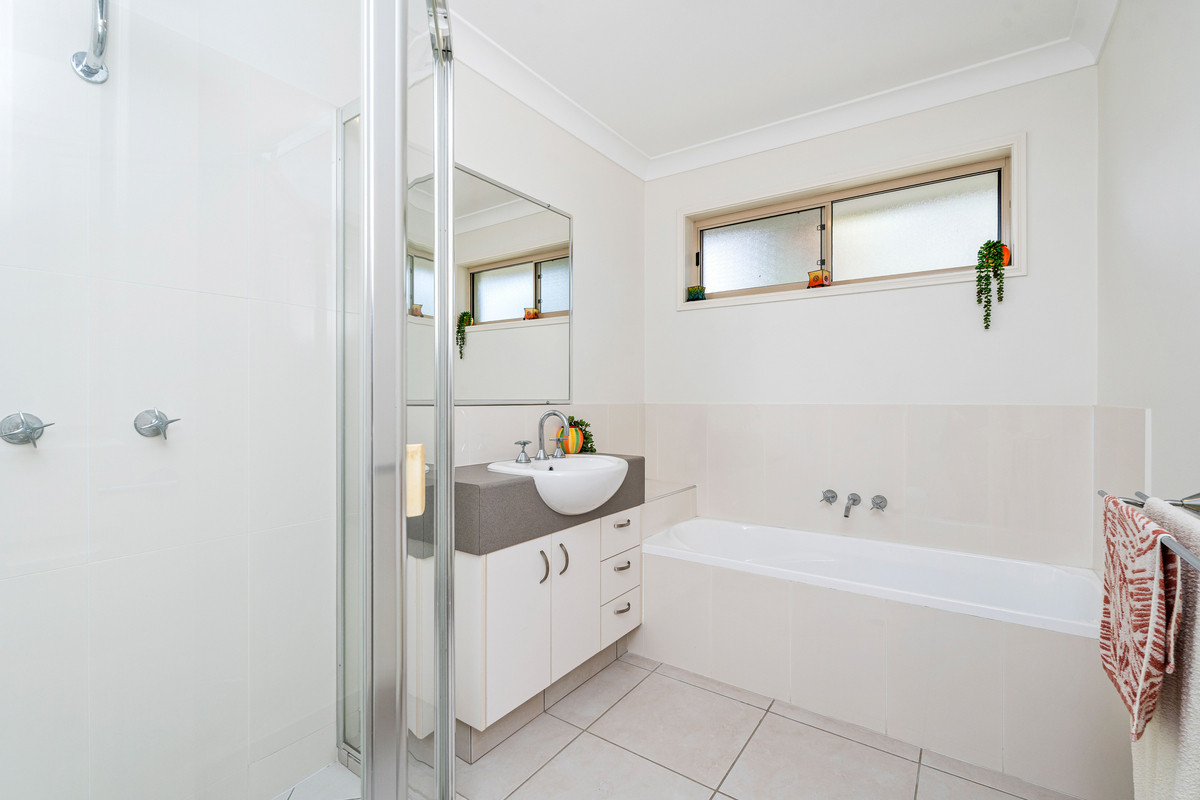 27/142-146 Elizabeth Street, Urangan, Qld, 4655 - Image 5