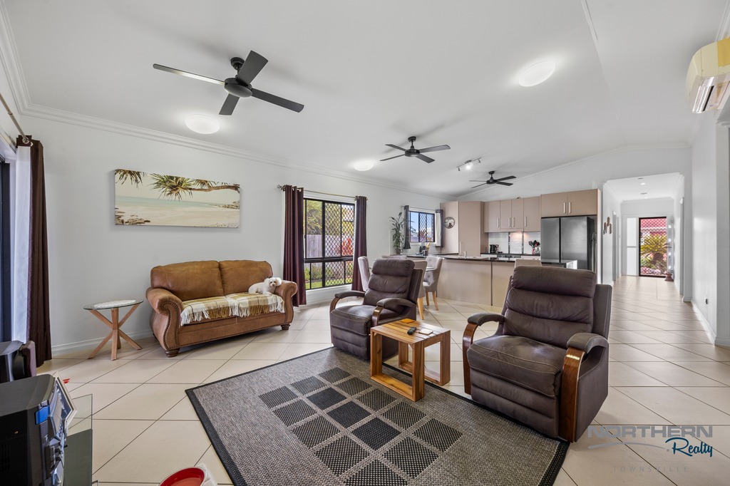 28 DUNDABELLA DRIVE, Deeragun QLD 4818 - Image 2