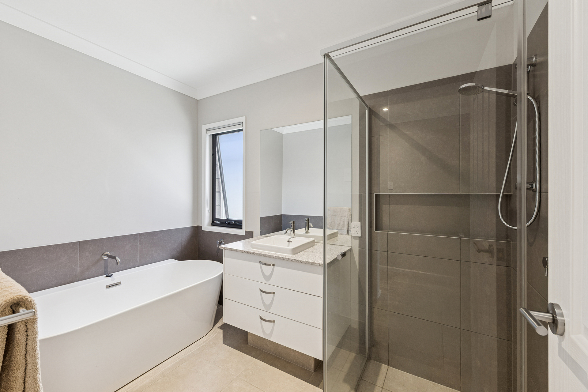 5-bedroom house at 8 Kintyre Close, Townsend, NSW 2463, Clarence Valley, New South Wales