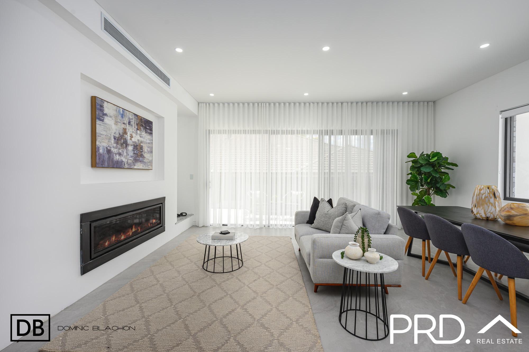 4-bedroom unit at 6 Tyalgum Avenue, Panania, NSW 2213, Canterbury-Bankstown, New South Wales