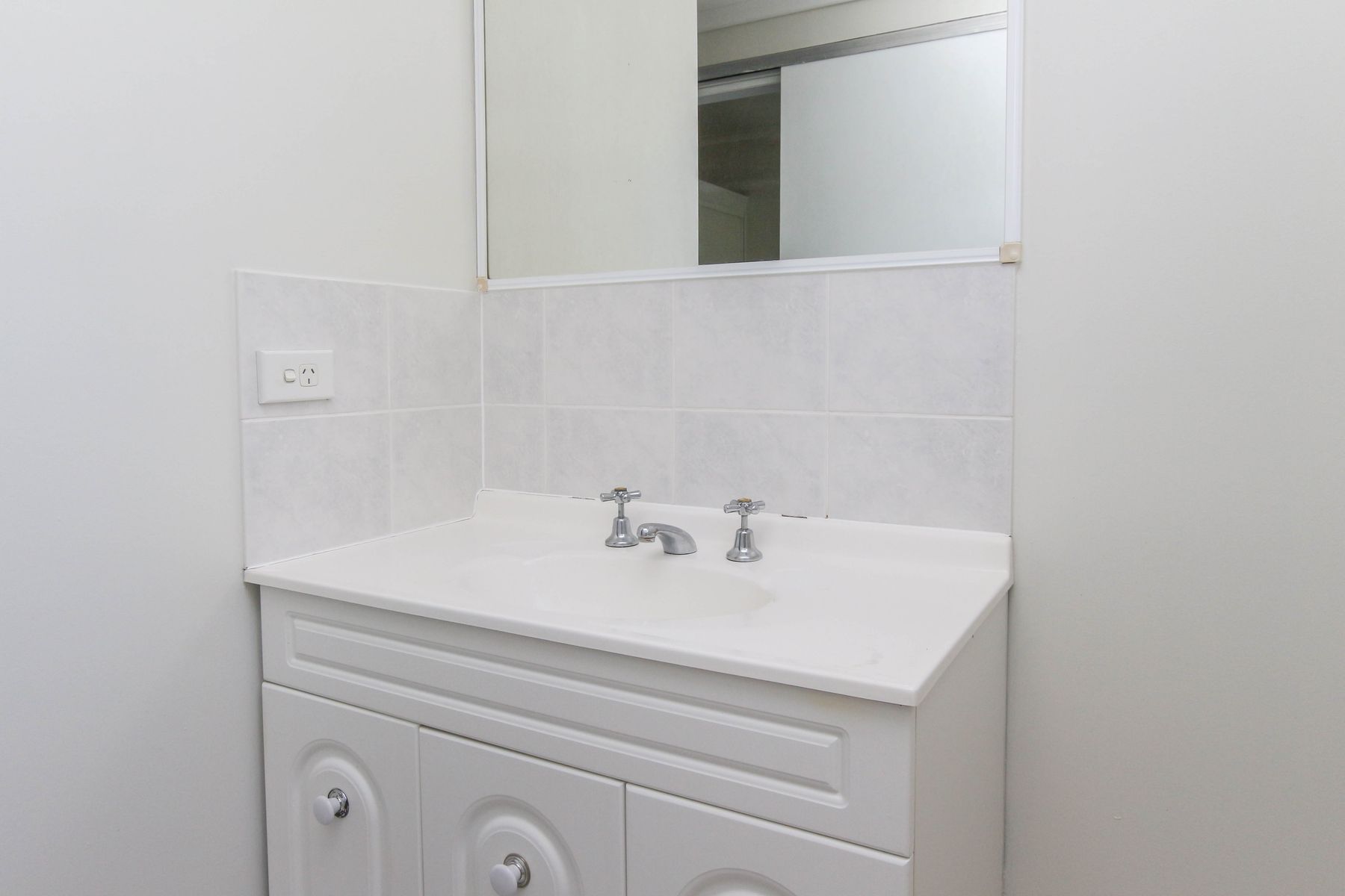 12 71-73 ALFRED STREET, MANUNDA QLD 4870 - Image 9