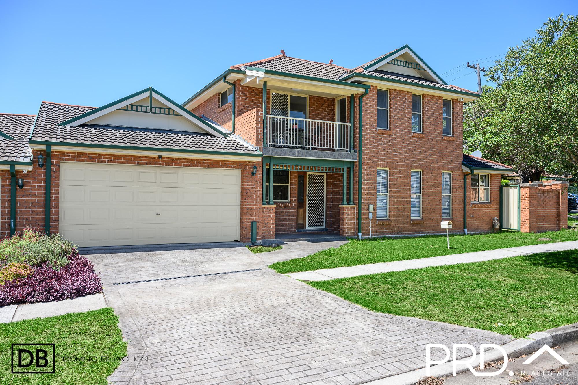 4-bedroom unit at 198 Marco Avenue, Panania, NSW 2213, Canterbury-Bankstown, New South Wales