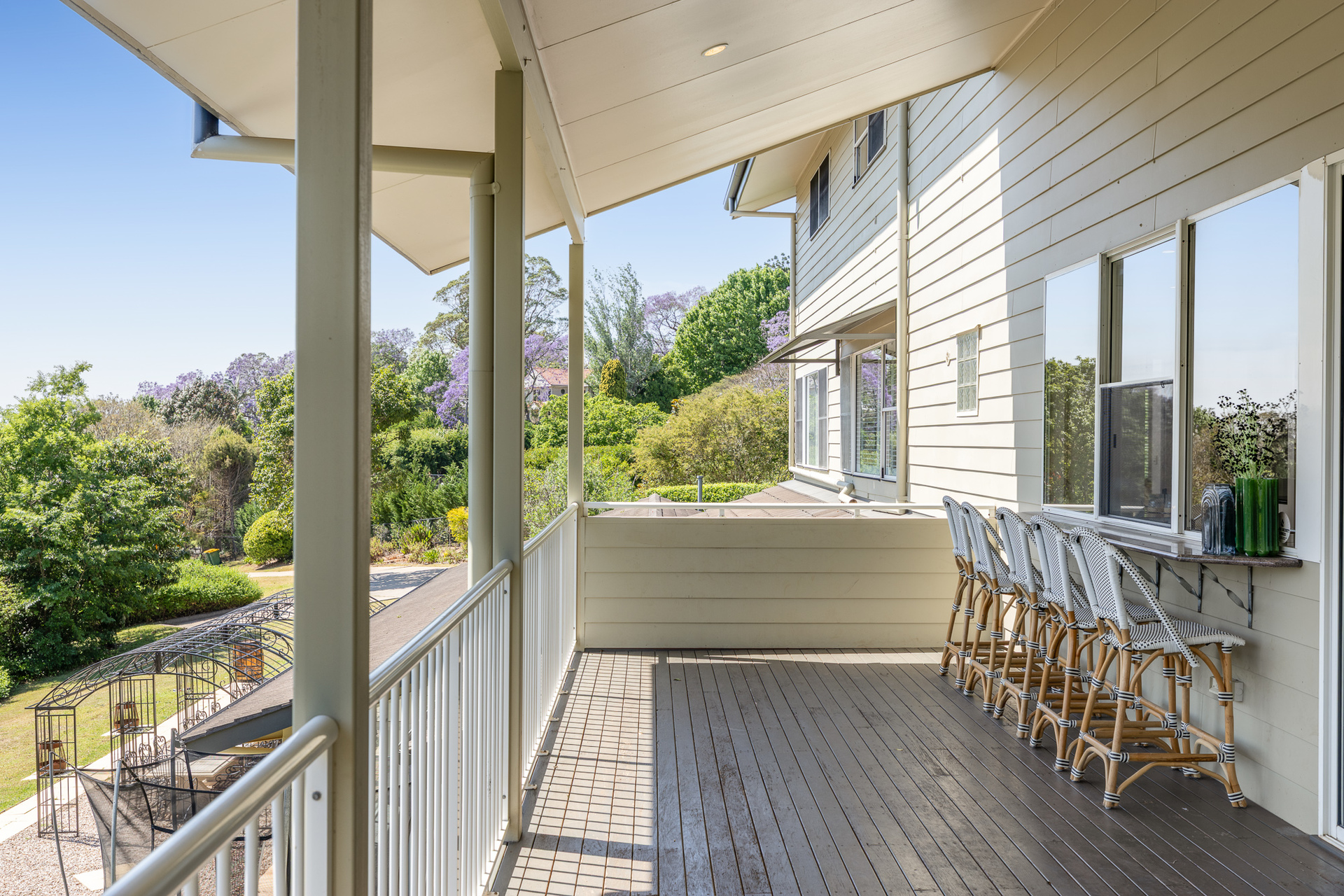 7-bedroom house at 7 Curzon Street, Mount Lofty, QLD 4350, , Queensland