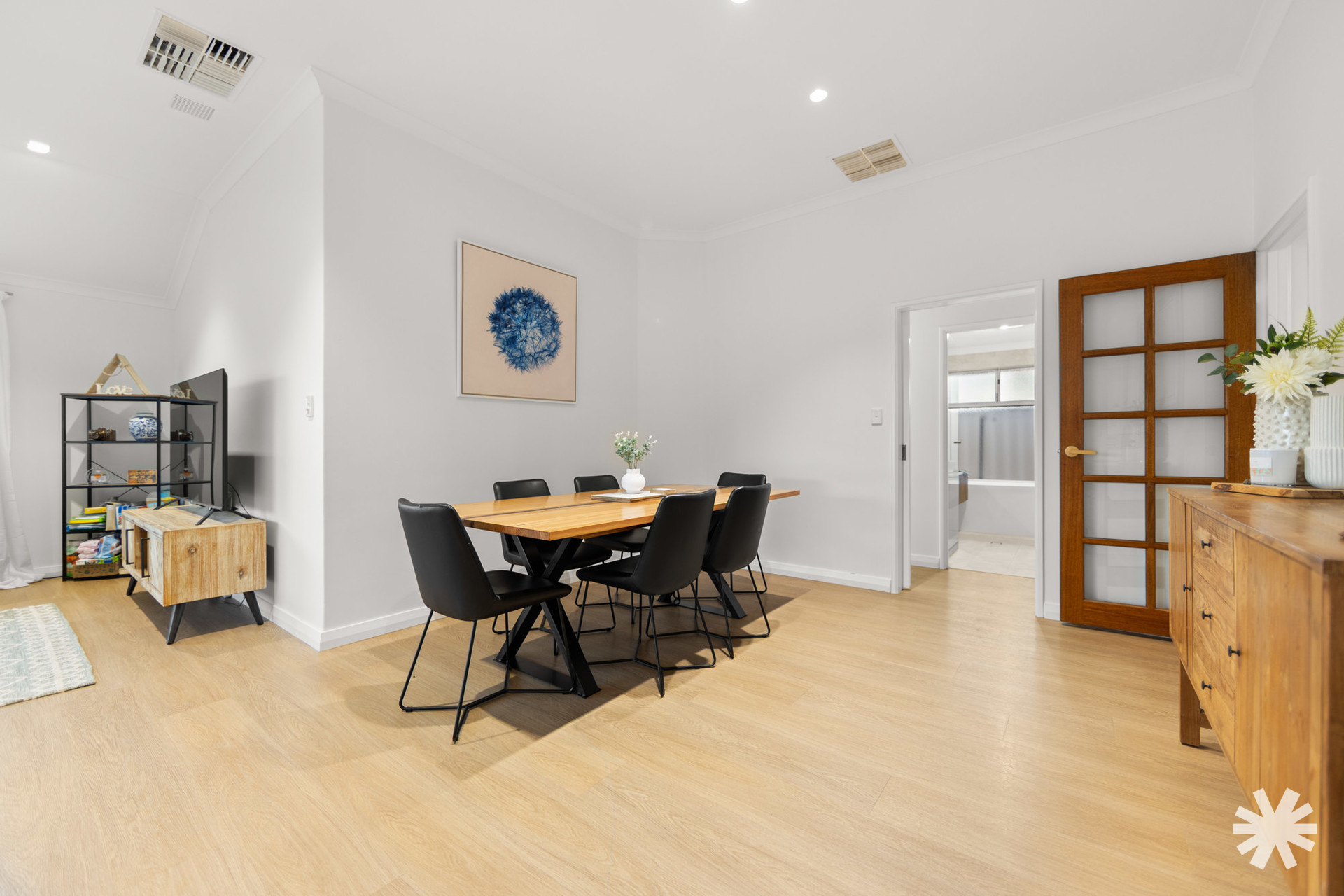 2/68 Edgecumbe Street, Como, WA 6152 - Image 3