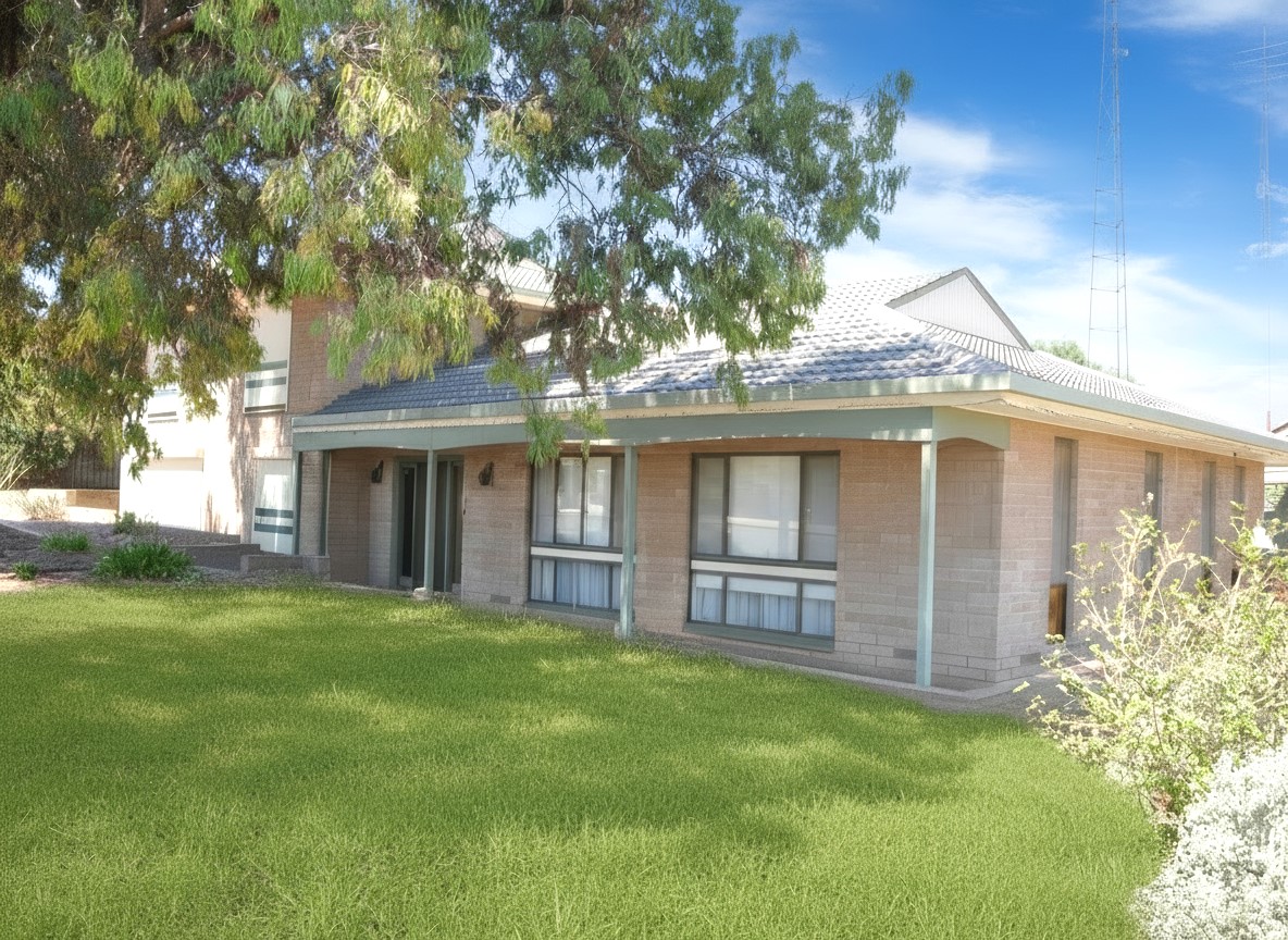 4-bedroom house at 3 Heinemann Crescent, Waikerie, SA 5330, Loxton Waikerie, South Australia