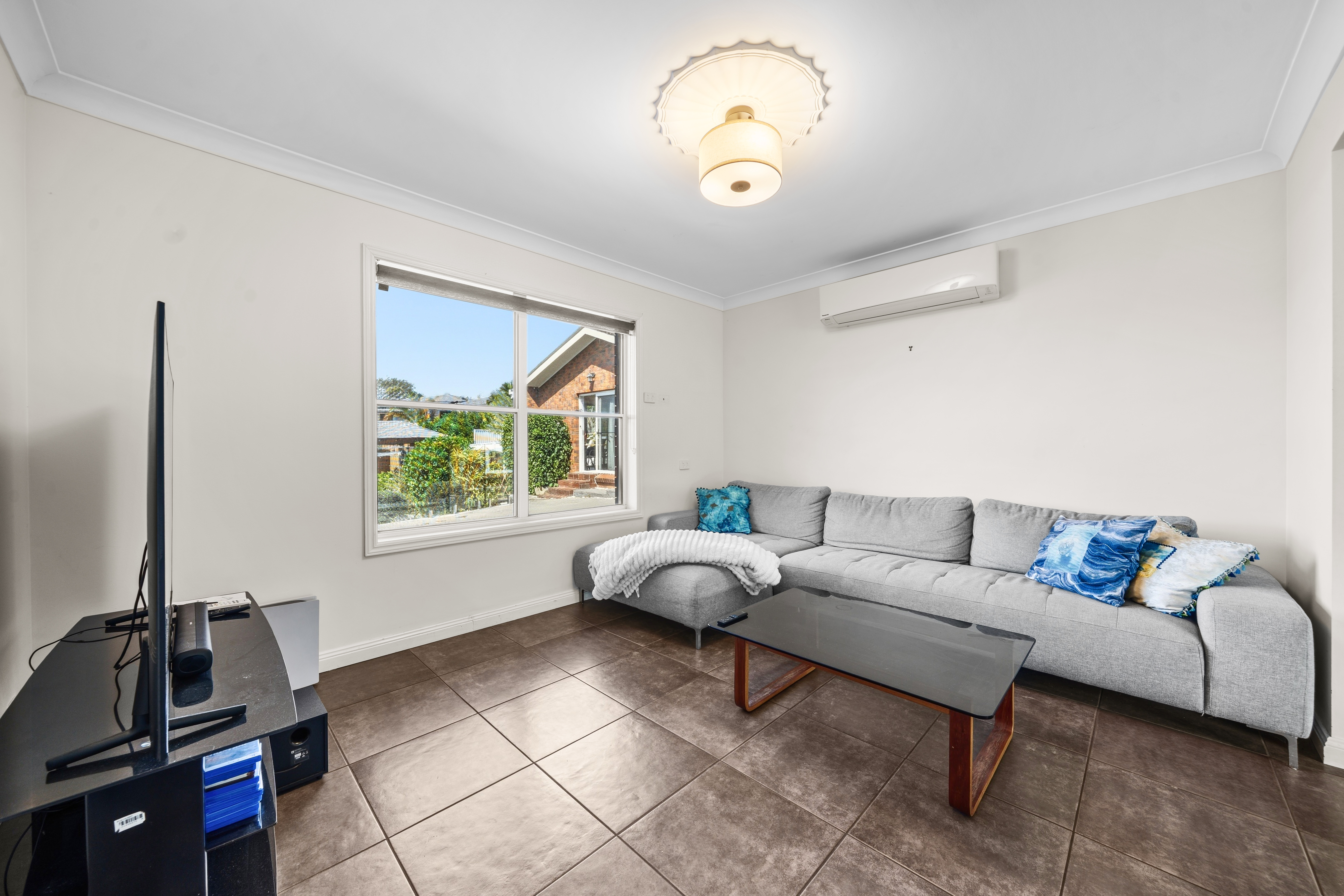 9 PENAMBER COURT, Benowa QLD 4217 - Image 8