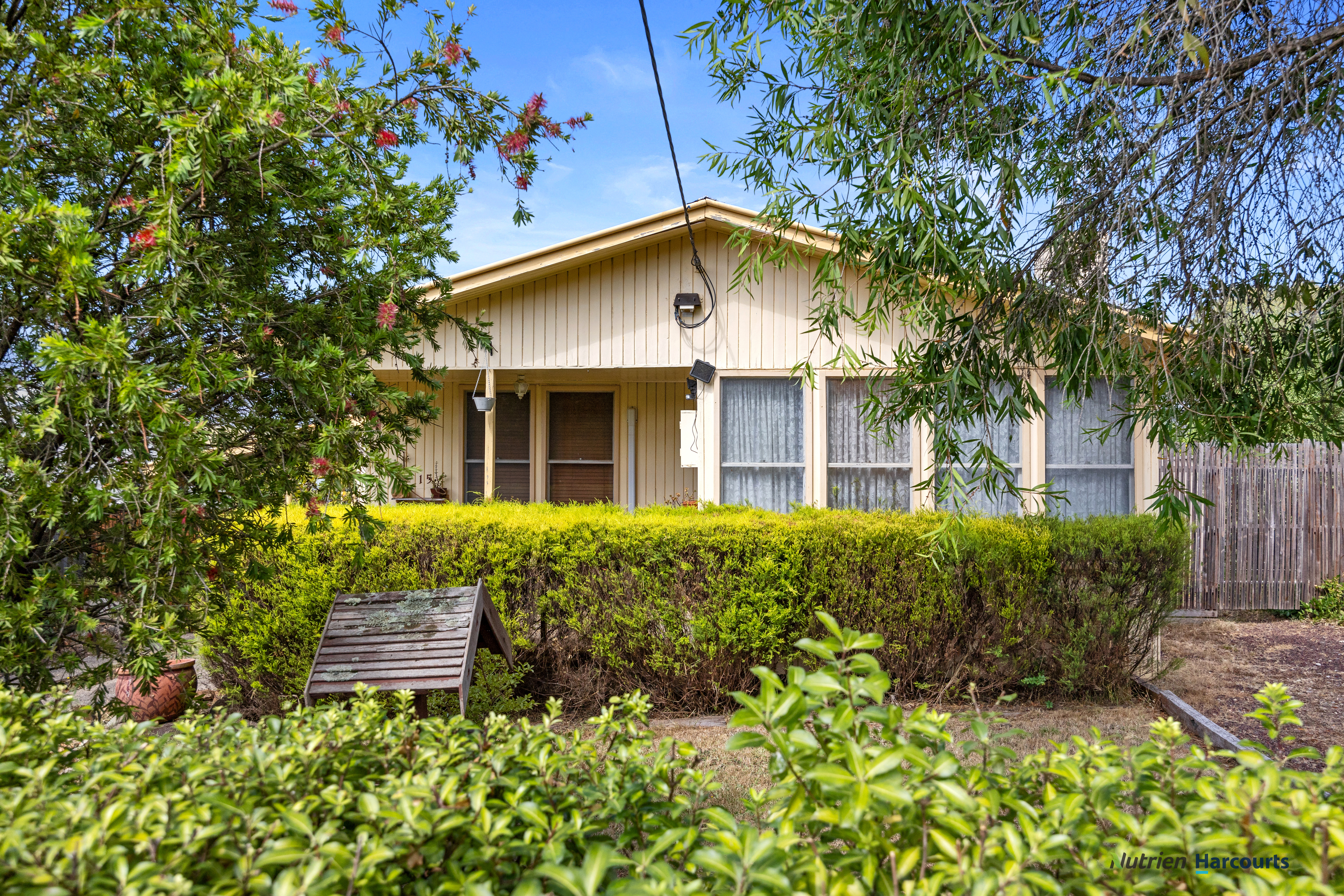 3-bedroom house at 15 Eighth Street, Eildon, VIC 3713, Murrindindi, Victoria