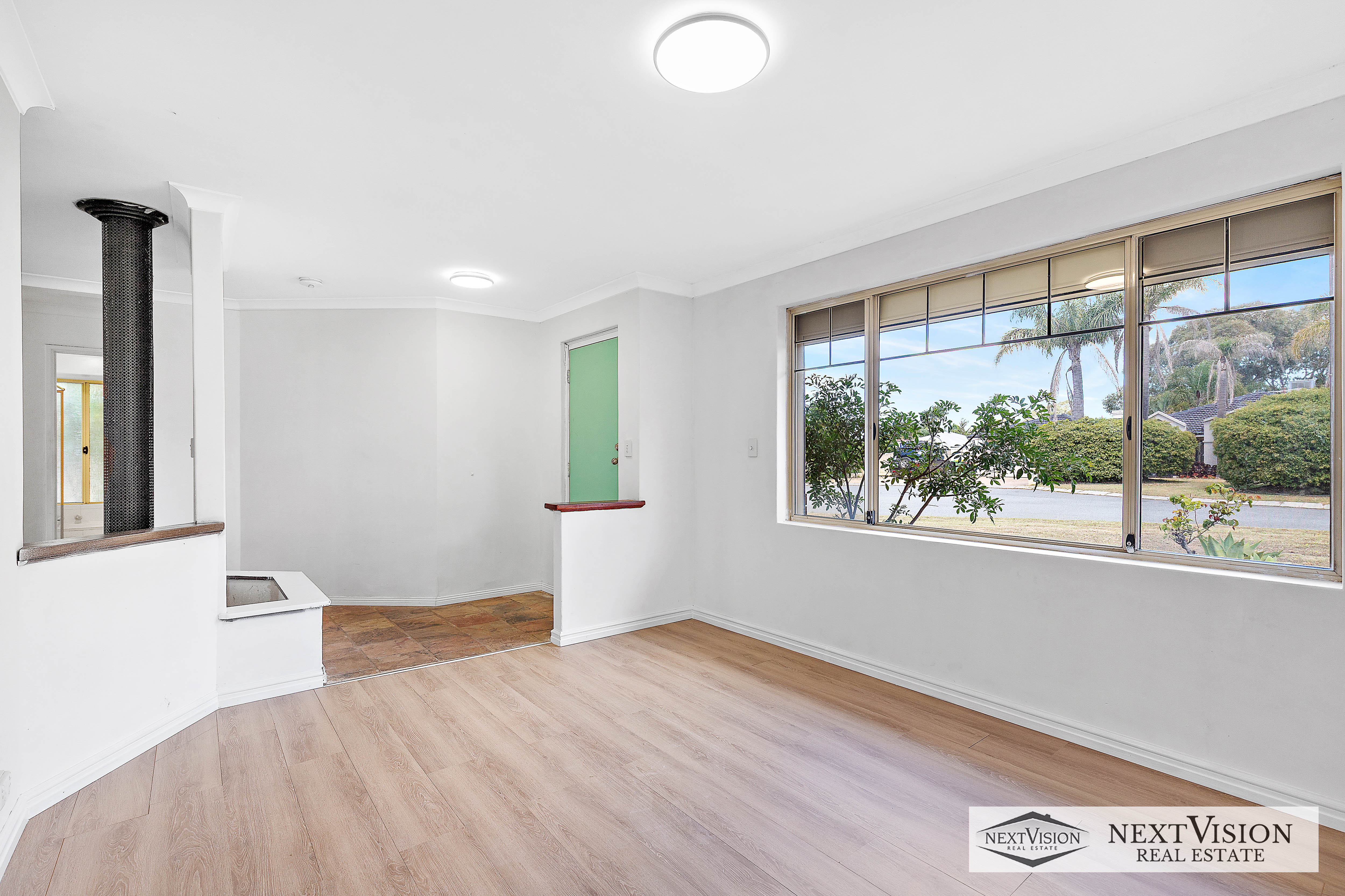 16 Daley Cl, Atwell, Wa, 6164 - Image 4