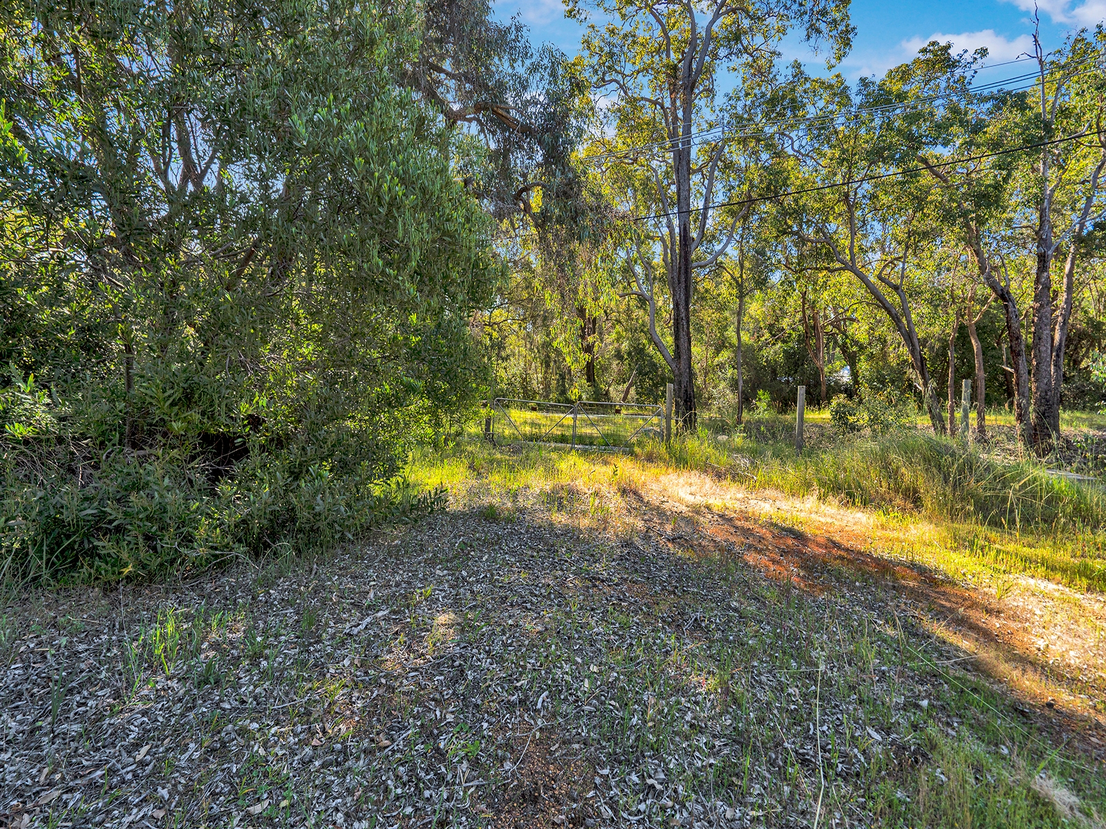 590 Walker Street, Mundaring, WA 6073 - Image 2