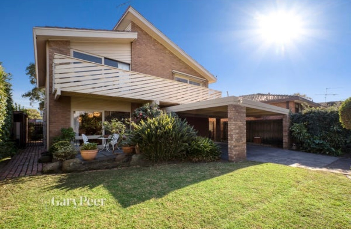 7 Lirrewa Grove, Caulfield, VIC 3162 - Image 1