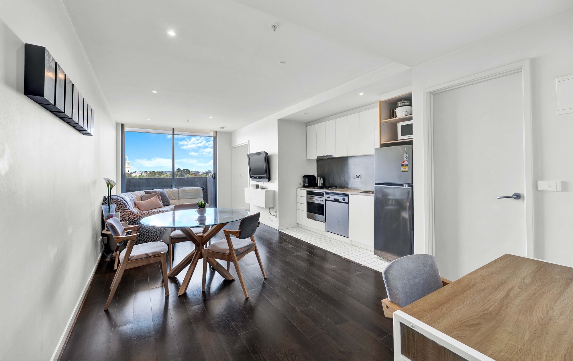 1304/8 Dorcas Street, Southbank, Vic, 3006 - Image 5