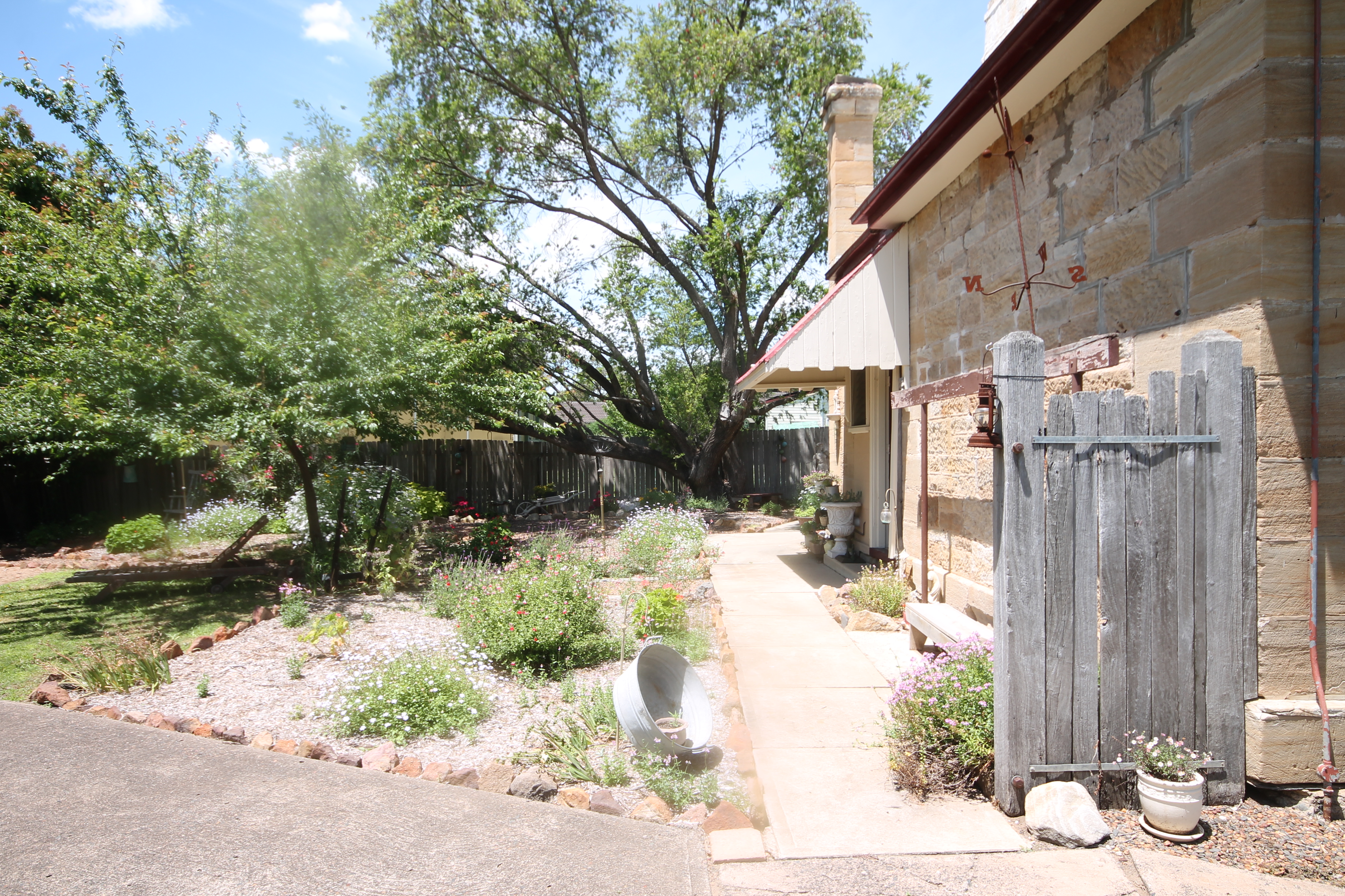 3-bedroom house at 80-82 Bettington Street, Merriwa, Nsw, 2329, Upper Hunter, New South Wales