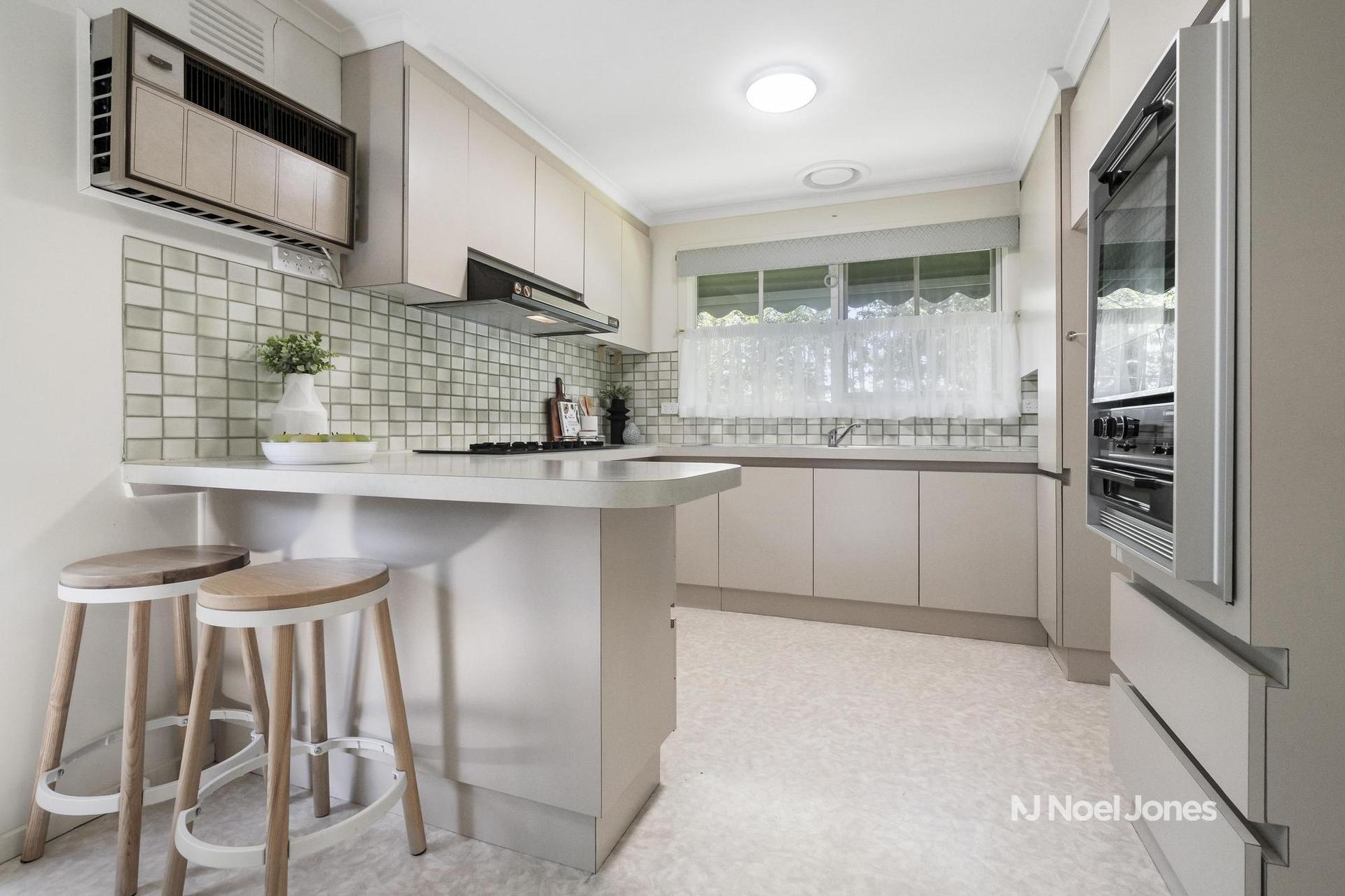 1 16 HARRISON STREET, MITCHAM VIC 3132 - Image 4