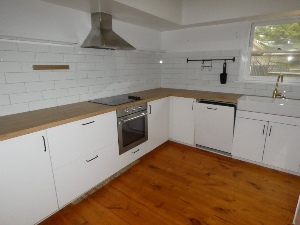 5-bedroom house at 43 Devereux Street, Warracknabeal, VIC 3393, Yarriambiack, Victoria