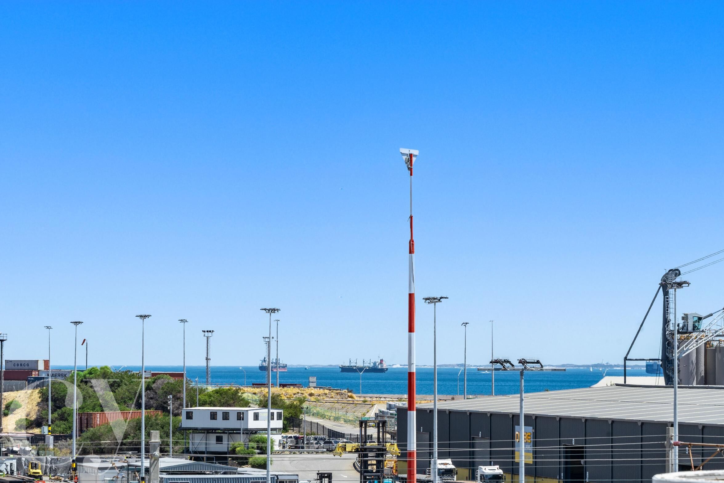 32/2 Doepel Street, North Fremantle, Wa, 6159 - Image 2