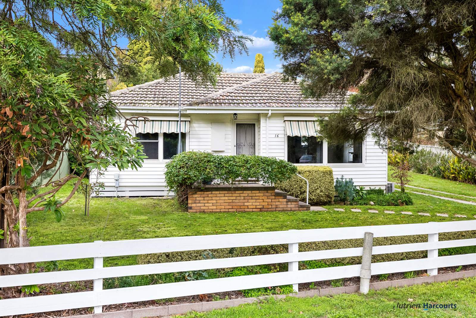 16 Perkins Street, Alexandra, VIC 3714 - Image 1