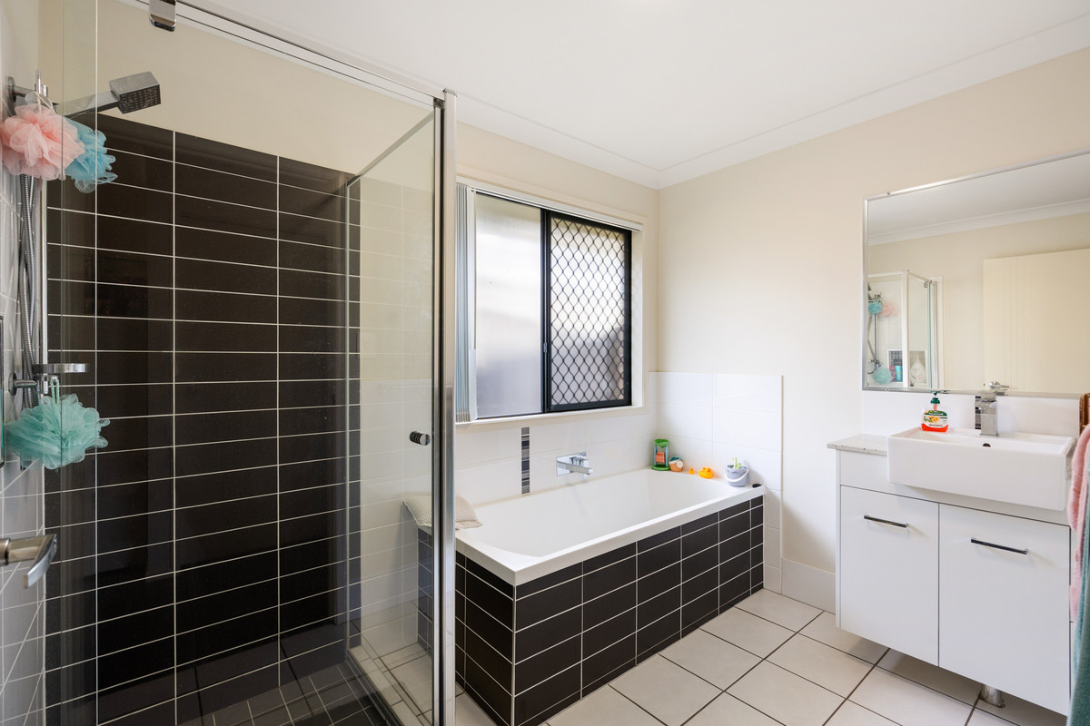 4-bedroom house at 33 Victoria Street, Clifton, QLD 4361, , Queensland