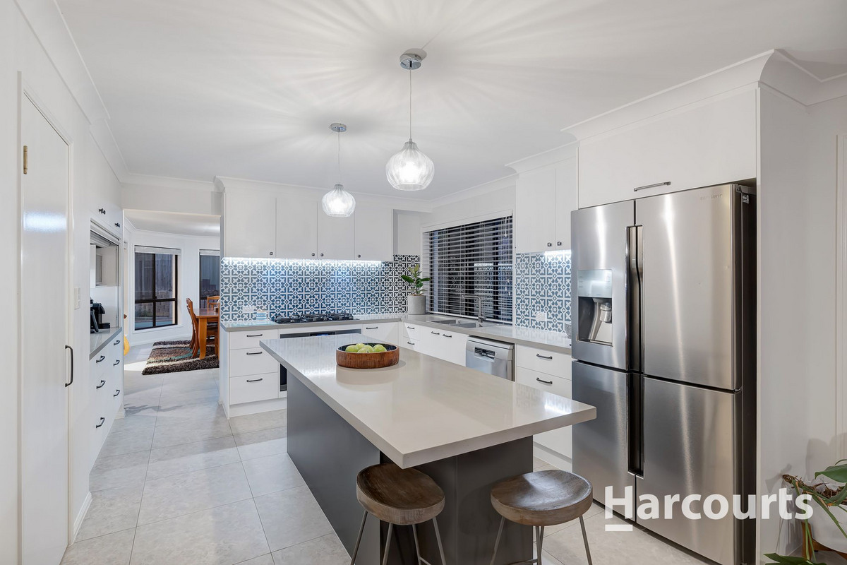 48 AFFLECK AVENUE, Petrie QLD 4502 - Image 4