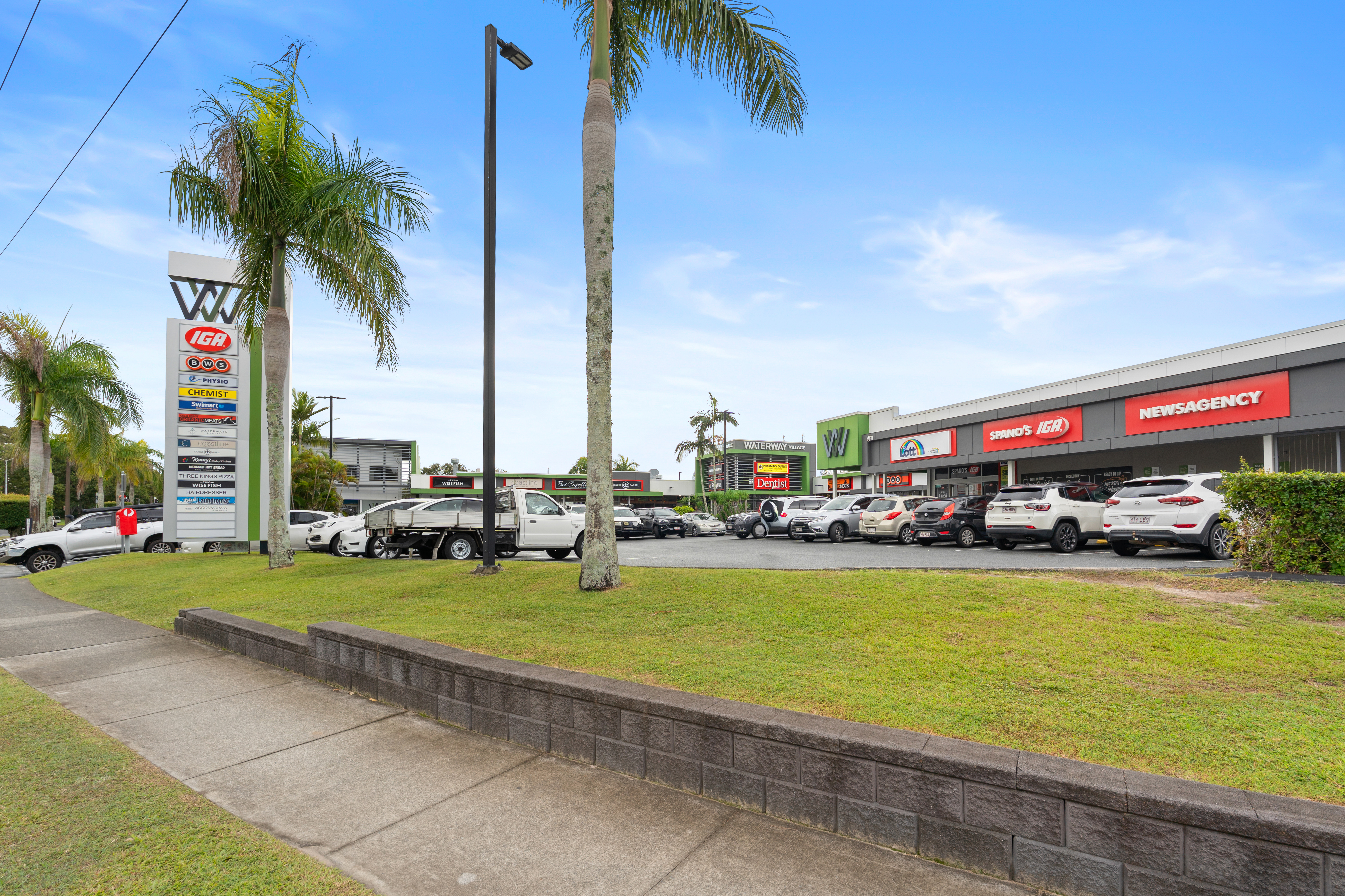 2-bedroom unit at 4 40 OCEANIC DRIVE, MERMAID WATERS QLD 4218, Gold Coast, Queensland