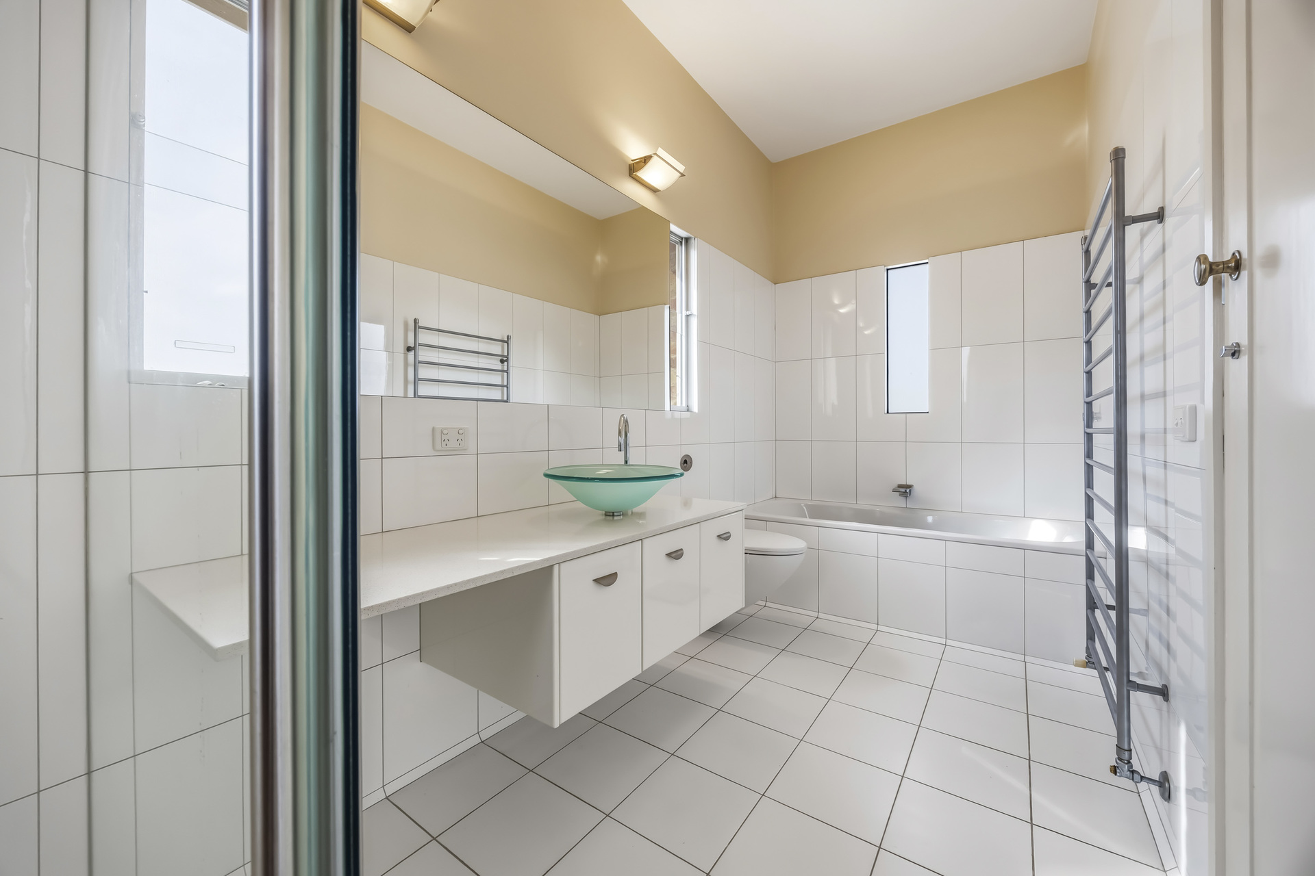 4-bedroom house at 336 WENDOUREE PARADE, Lake Wendouree VIC 3350, Ballarat, Victoria