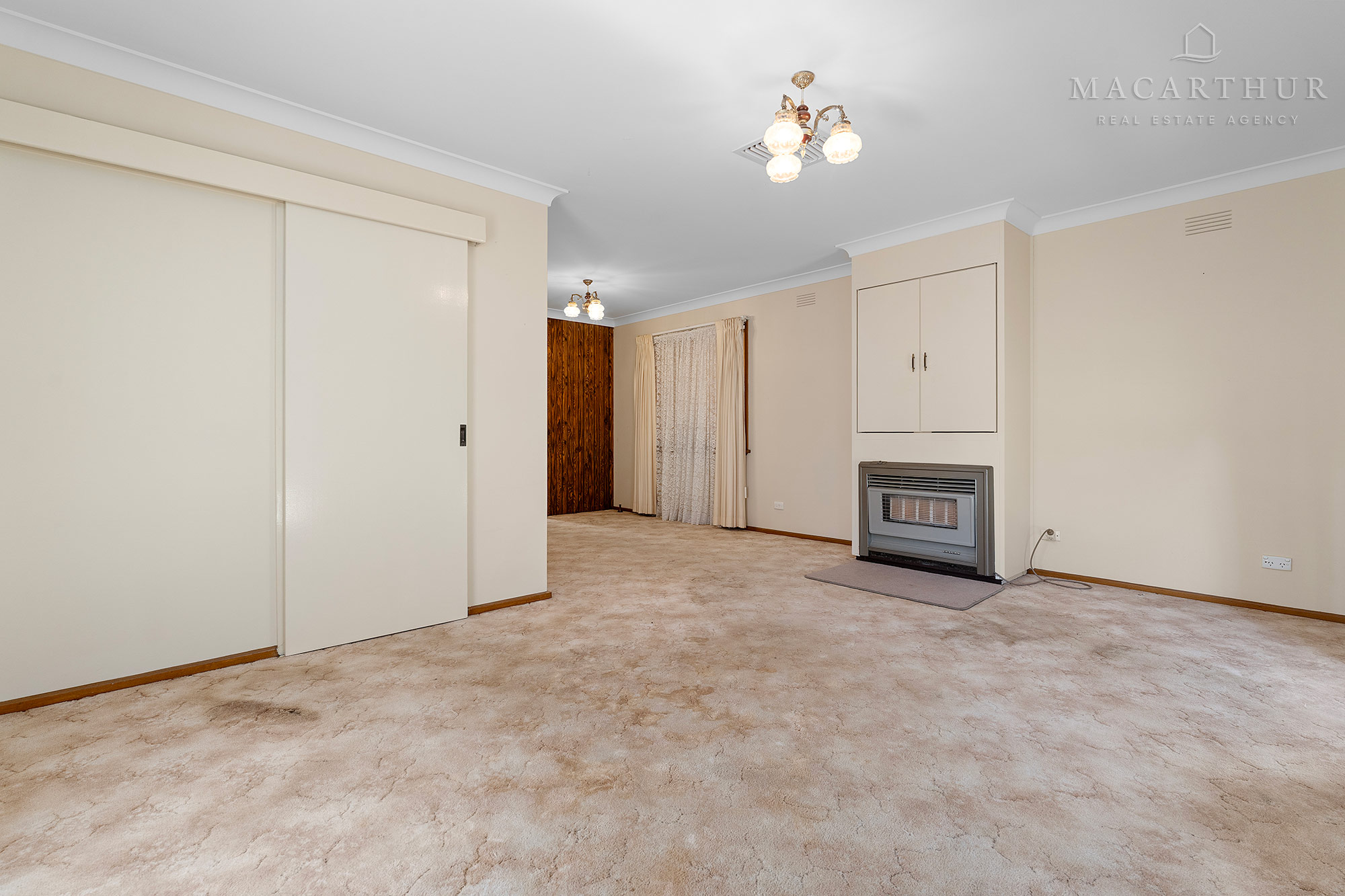 92 Raye Street, Tolland, NSW 2650 - Image 6