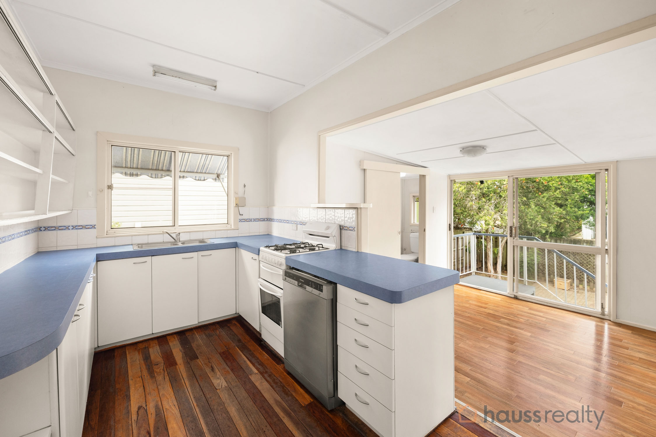 250 Verney Road East, Graceville, Qld, 4075 - Image 3
