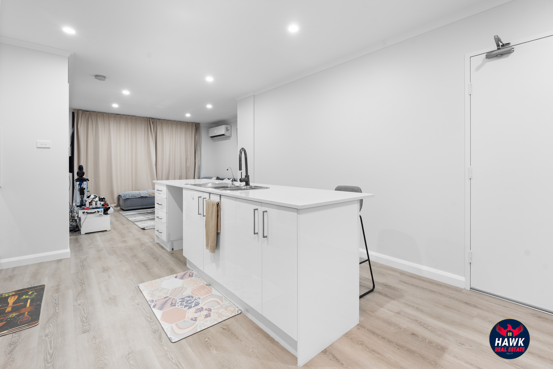 17 90 Derrima Road, Crestwood NSW 2620 - Image 7