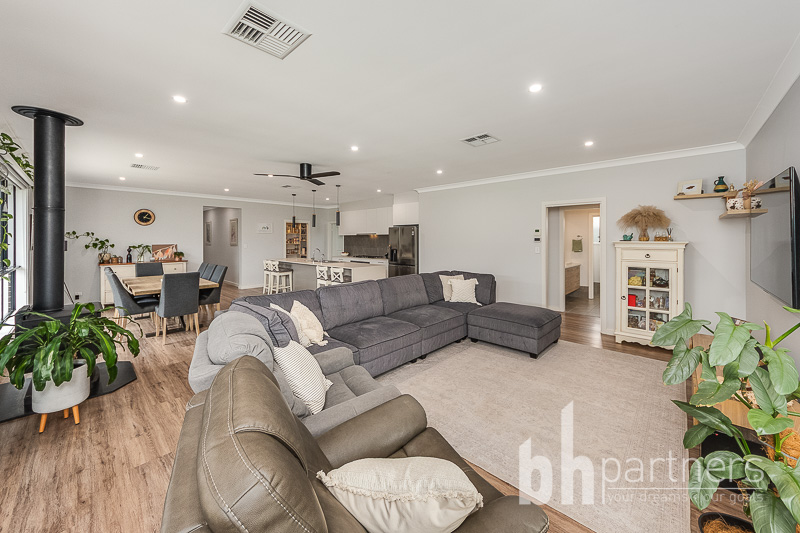 70 Dollard Avenue, Mannum, Sa, 5238 - Image 3