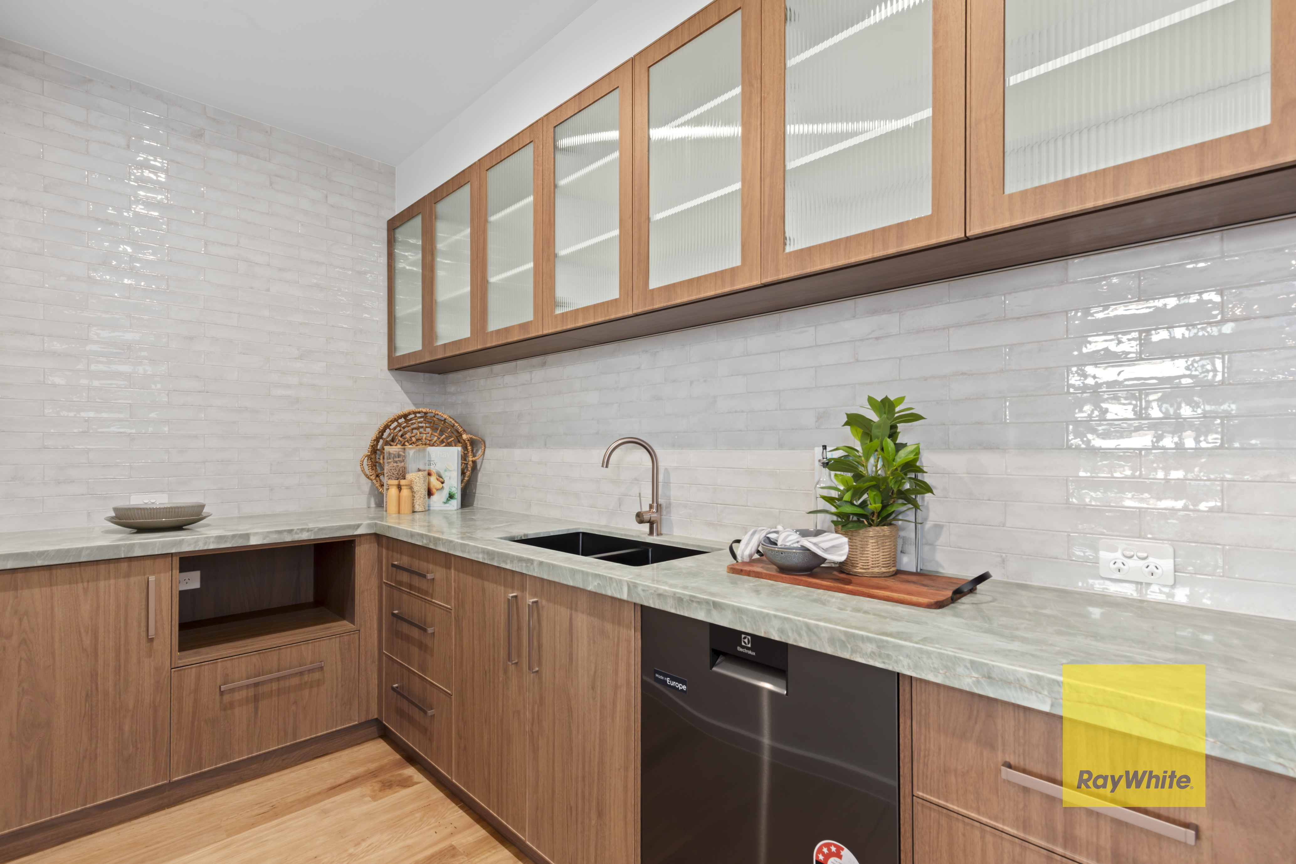 24 Mosman Way, Highton, Vic, 3216 - Image 9