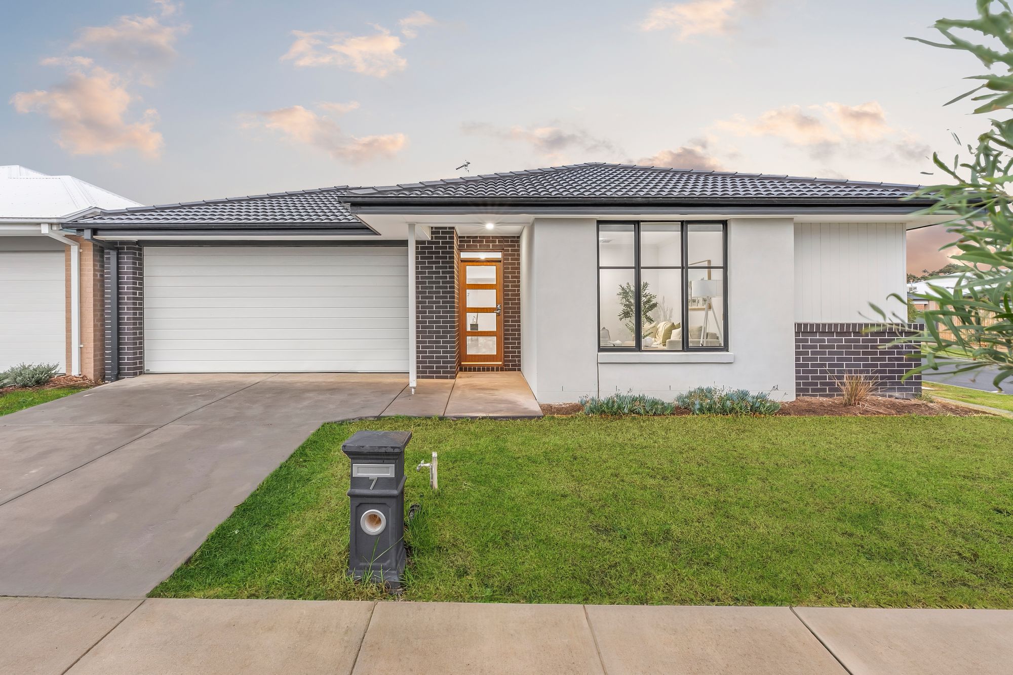 7 Gahnia Drive, Armstrong Creek, VIC 3217 - Image 2