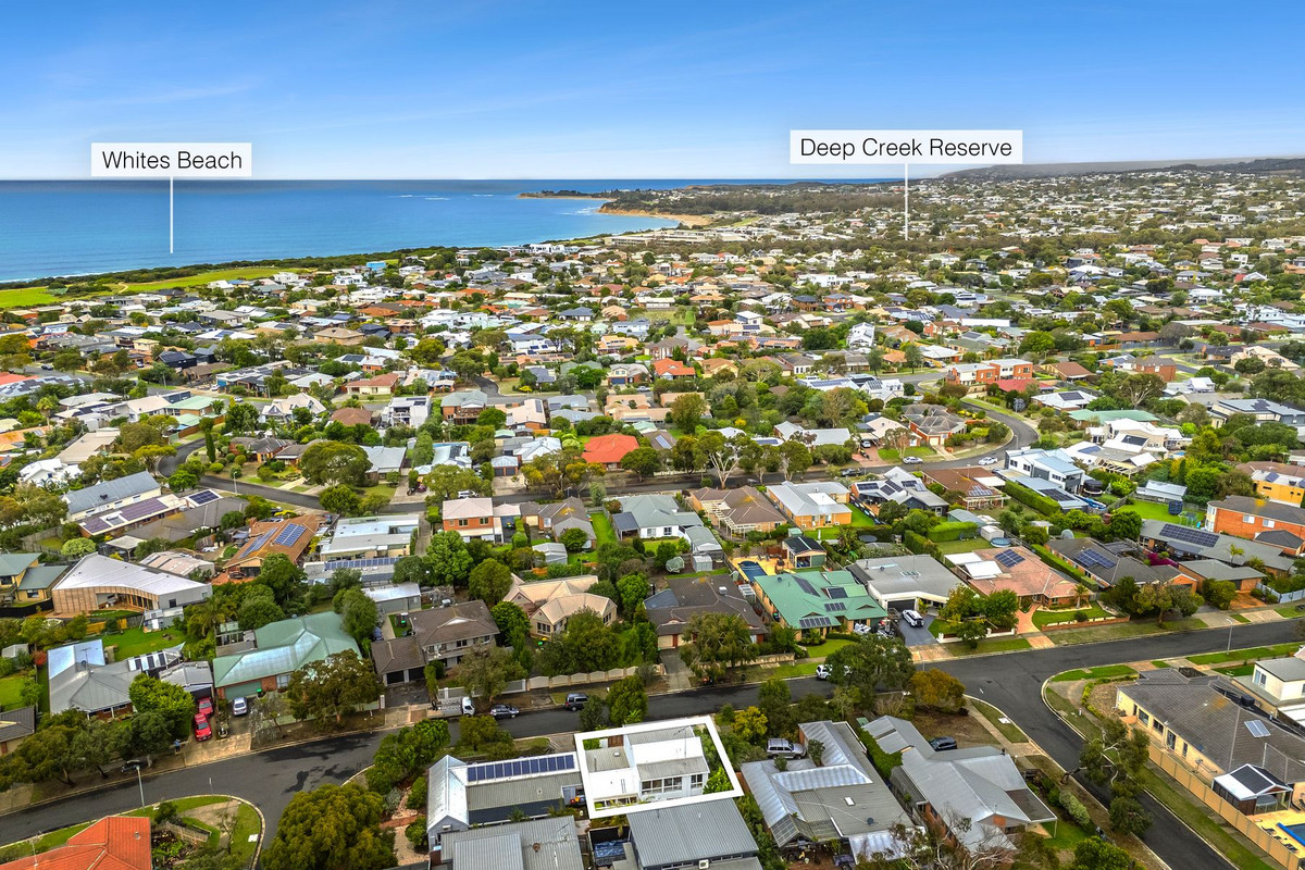 27 GLANEUSE AVENUE, Torquay VIC 3228 - Image 2