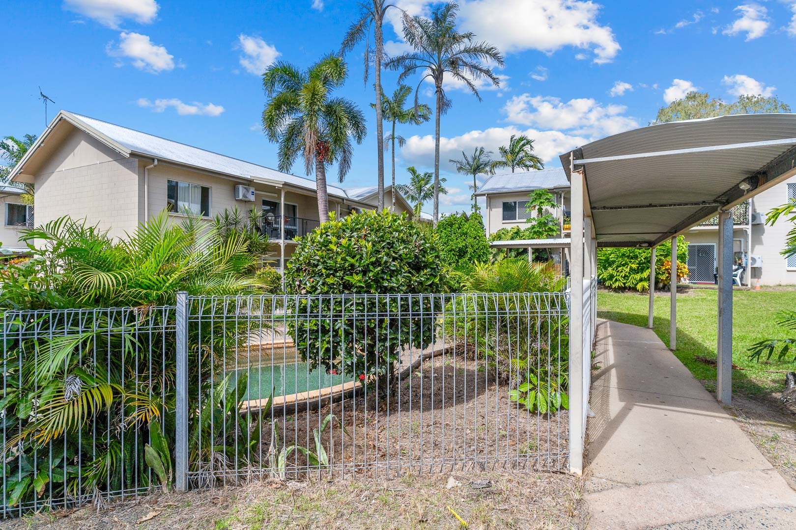 26/7-9 Charlotte Close, Woree, QLD 4868 - Image 1