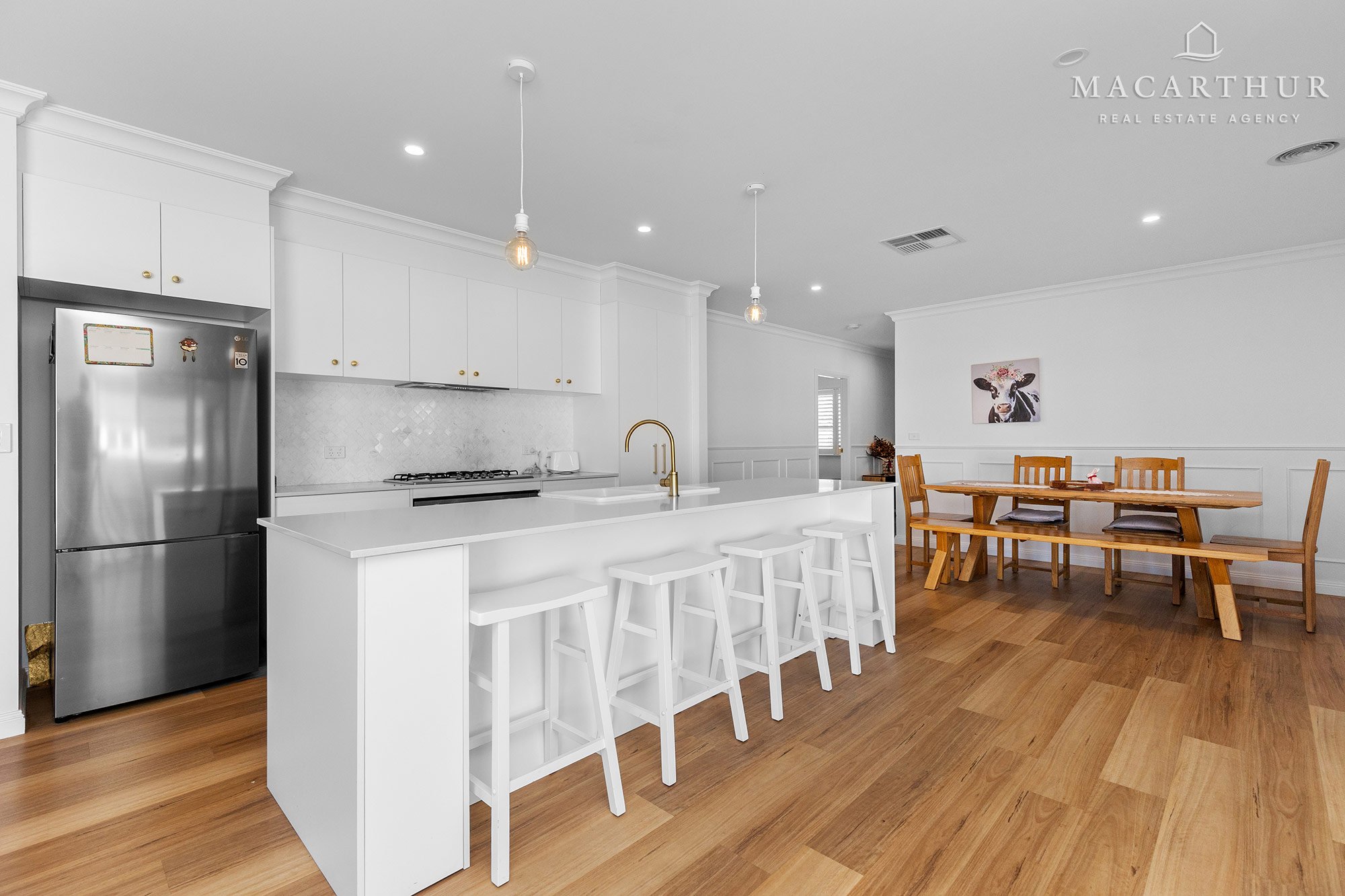 68 JUMBUCK DRIVE, Gobbagombalin NSW 2650 - Image 4