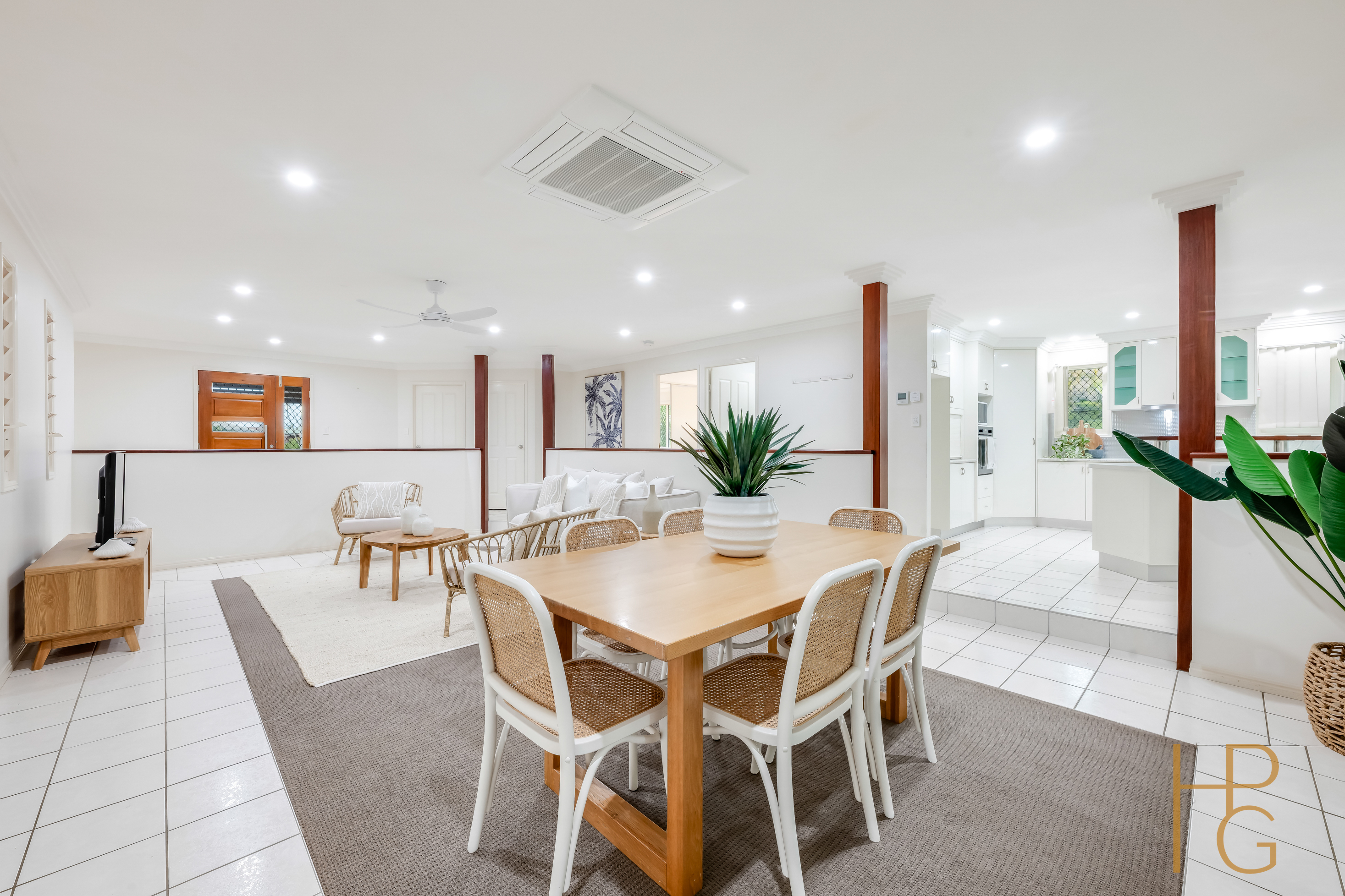 13 ELKINGTON AVENUE, Bargara QLD 4670 - Image 10
