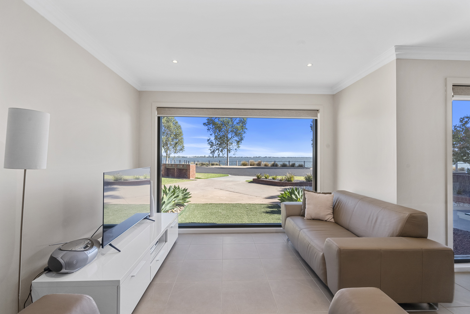 3-bedroom unit at 2 35 BANK STREET, YARRAWONGA VIC 3730, Moira, Victoria