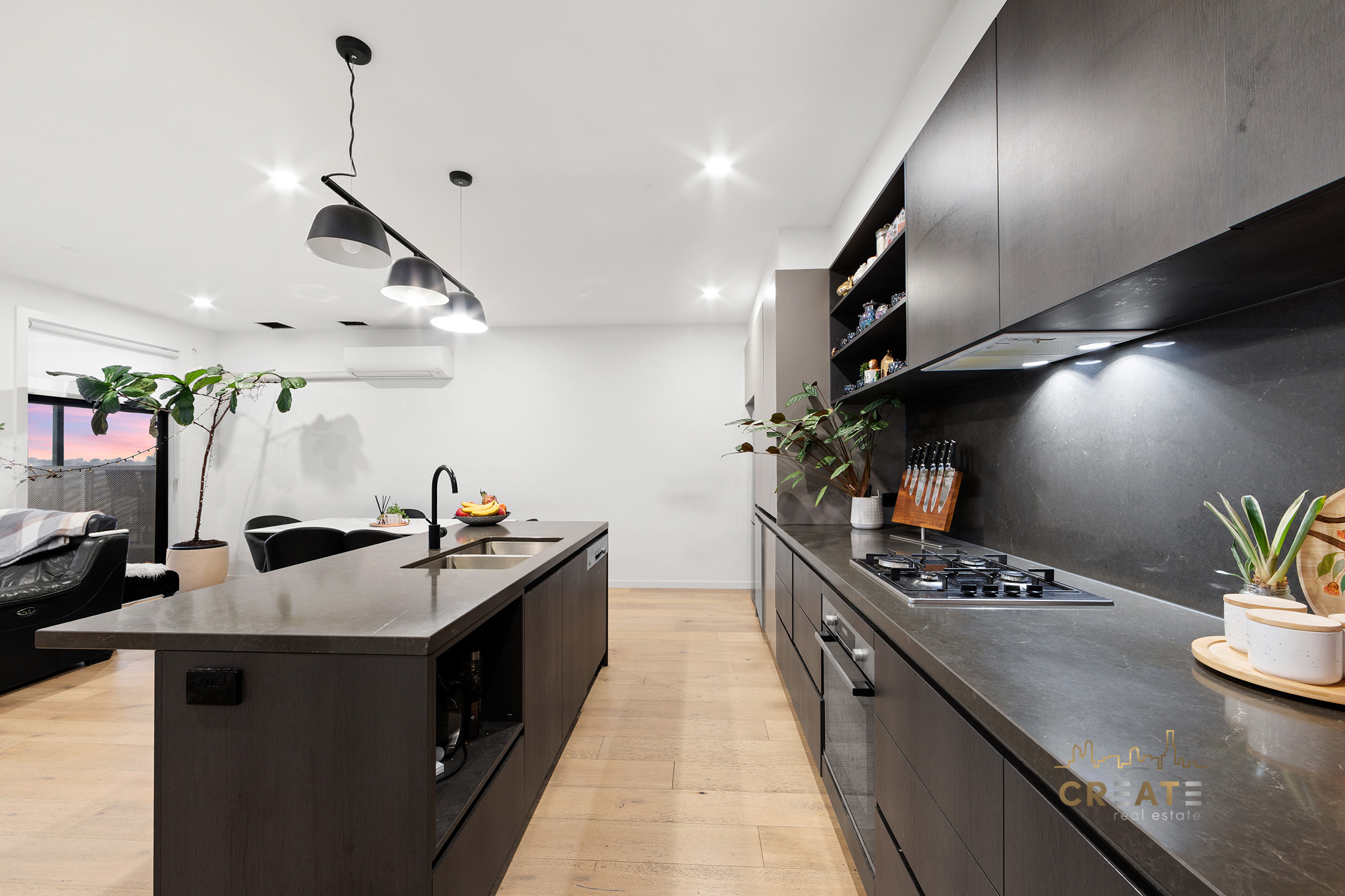 386 DUKE STREET, Sunshine North VIC 3020 - Image 5