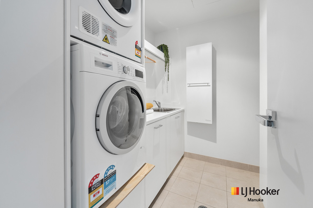 3-bedroom unit at 428/2 Grose Street, Deakin, ACT 2600, Unincorporated Act, Australian Capital Territory