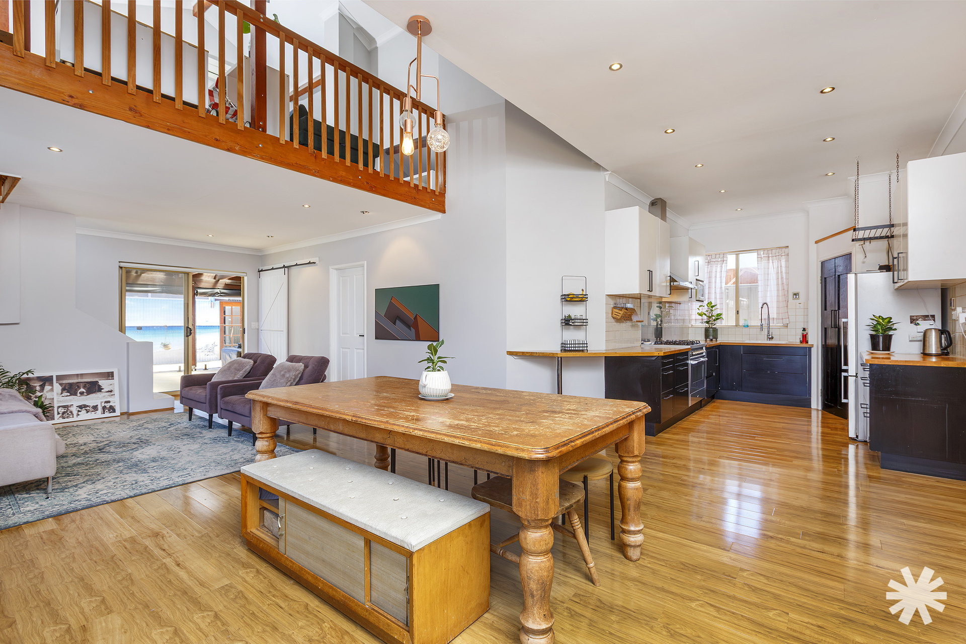 118 LEAKE STREET, Belmont WA 6104 - Image 2