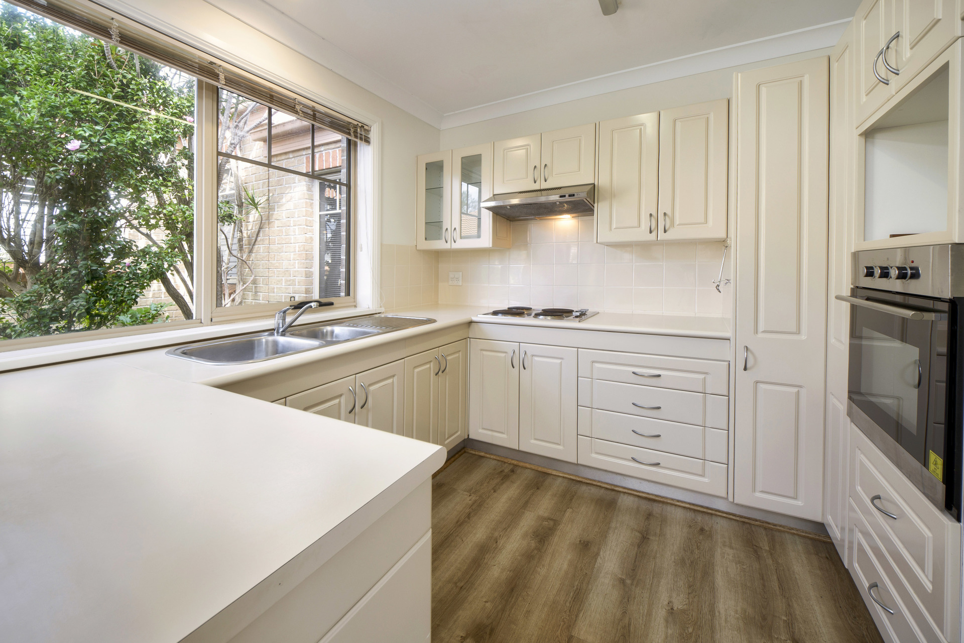 3/107 Gannons Road, Caringbah South, NSW 2229 - Image 4