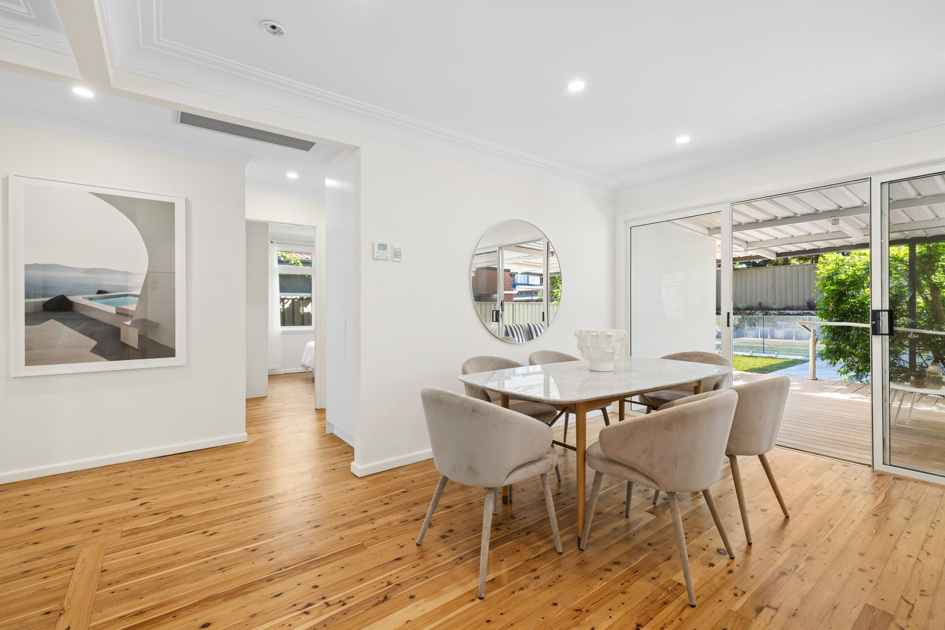 8 Dransfield Avenue, Mascot, NSW 2020 - Image 4